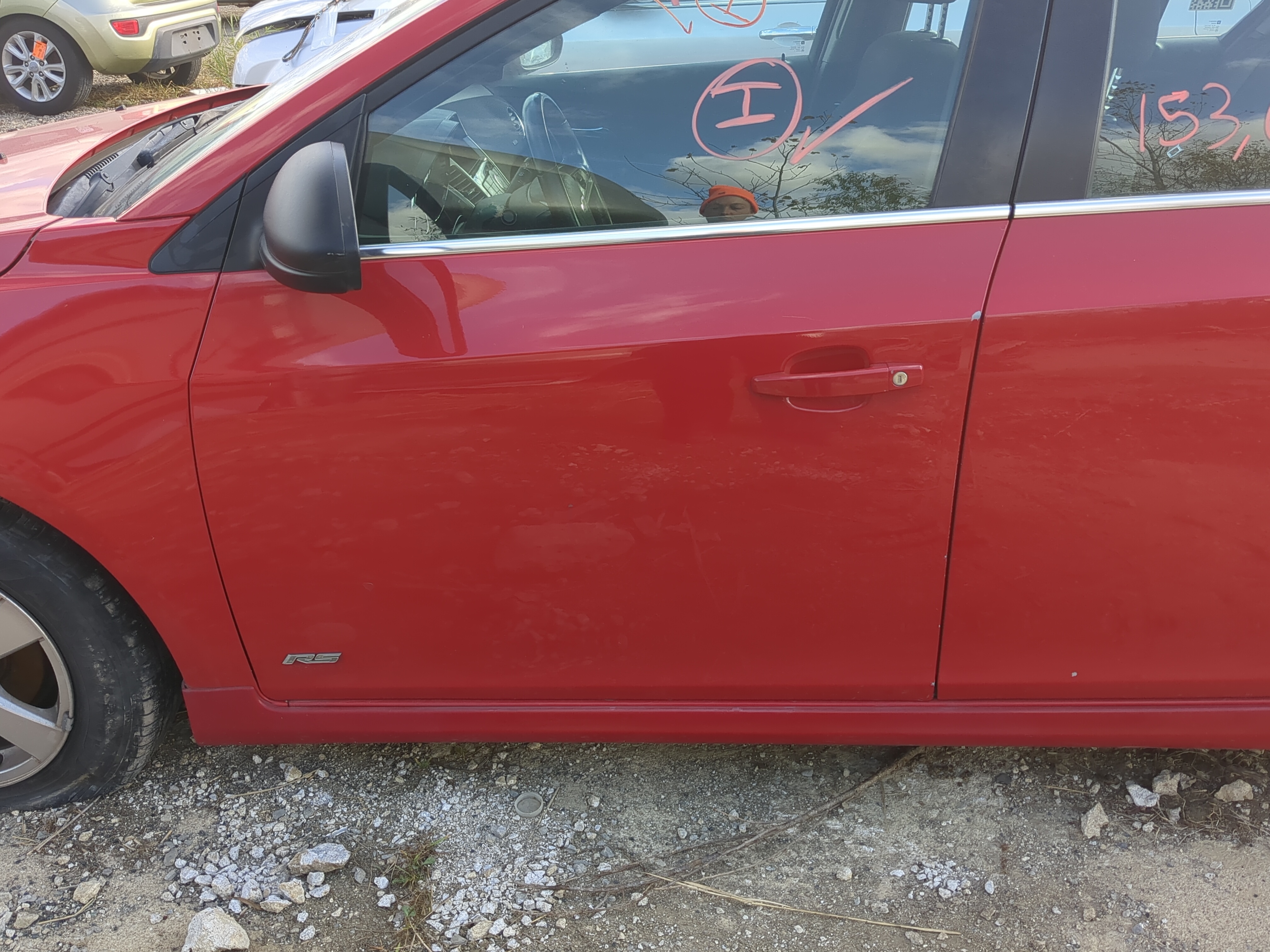 2011-2012 Chevrolet Cruze Driver Front Door Oem 1218651 - Oemusedautoparts1.com