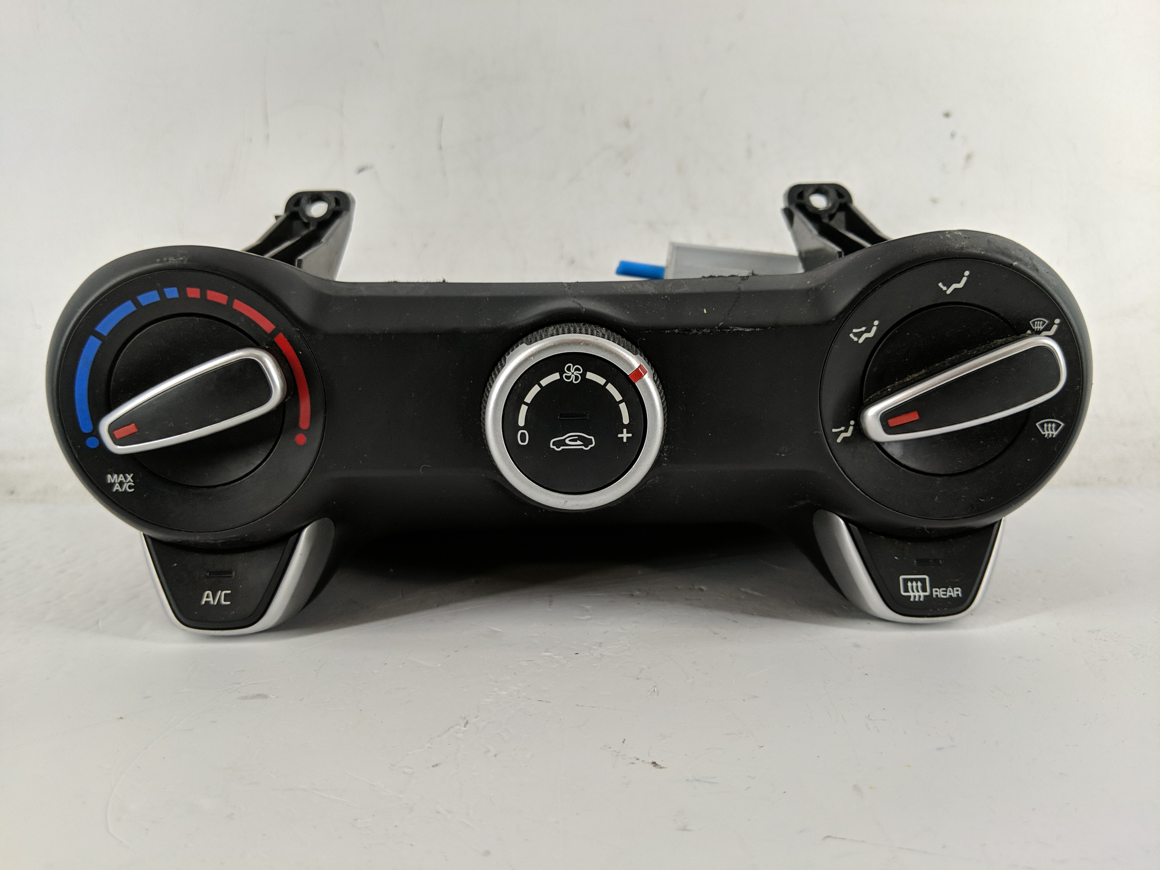 2023 Kia Rio Ac Heater Climate Control 97250h9131 1218767 - Oemusedautoparts1.com