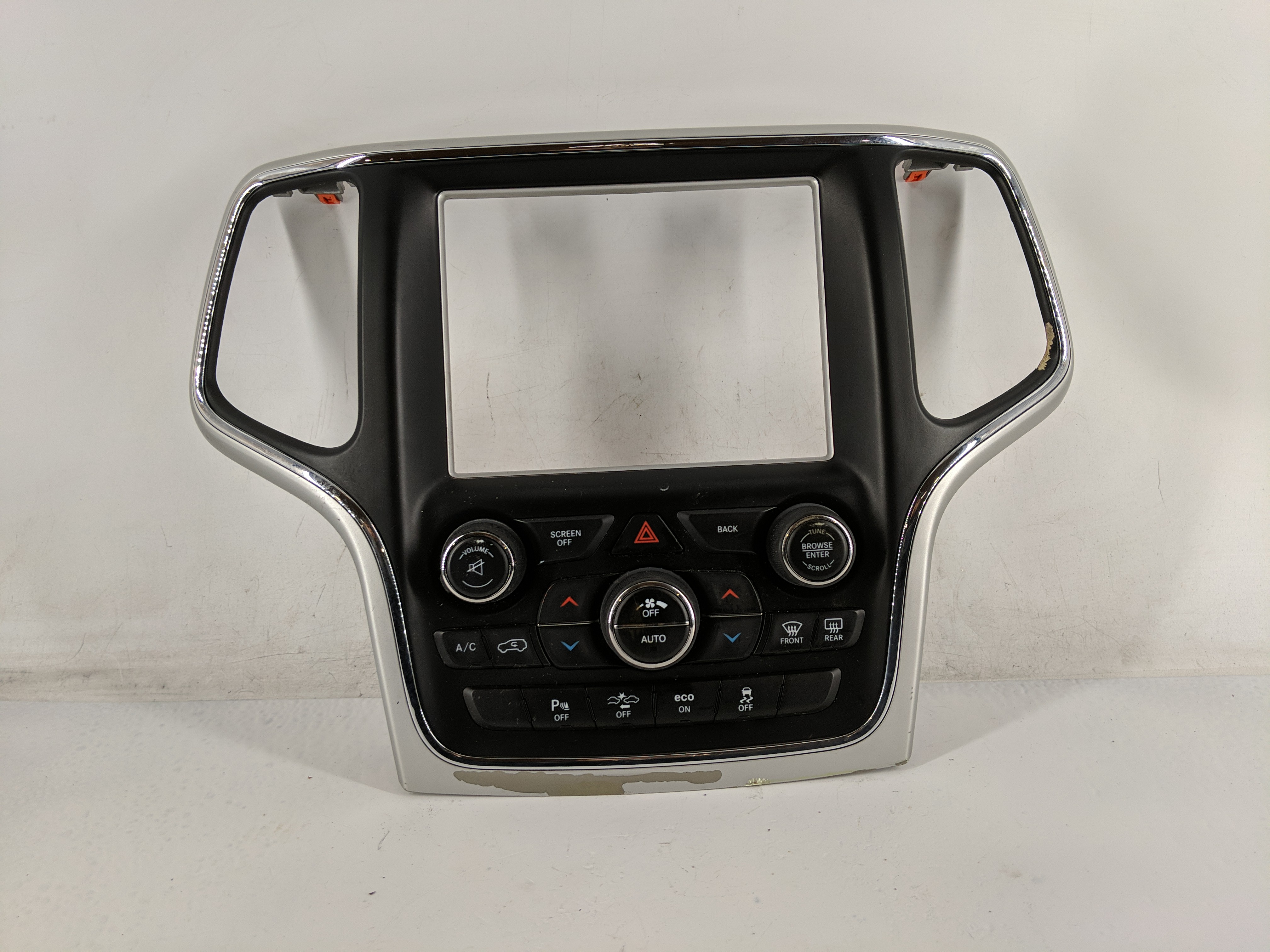 2014-2015 Jeep Grand Cherokee Ac Heater Climate Control P05091843af 1218776 - Oemusedautoparts1.com