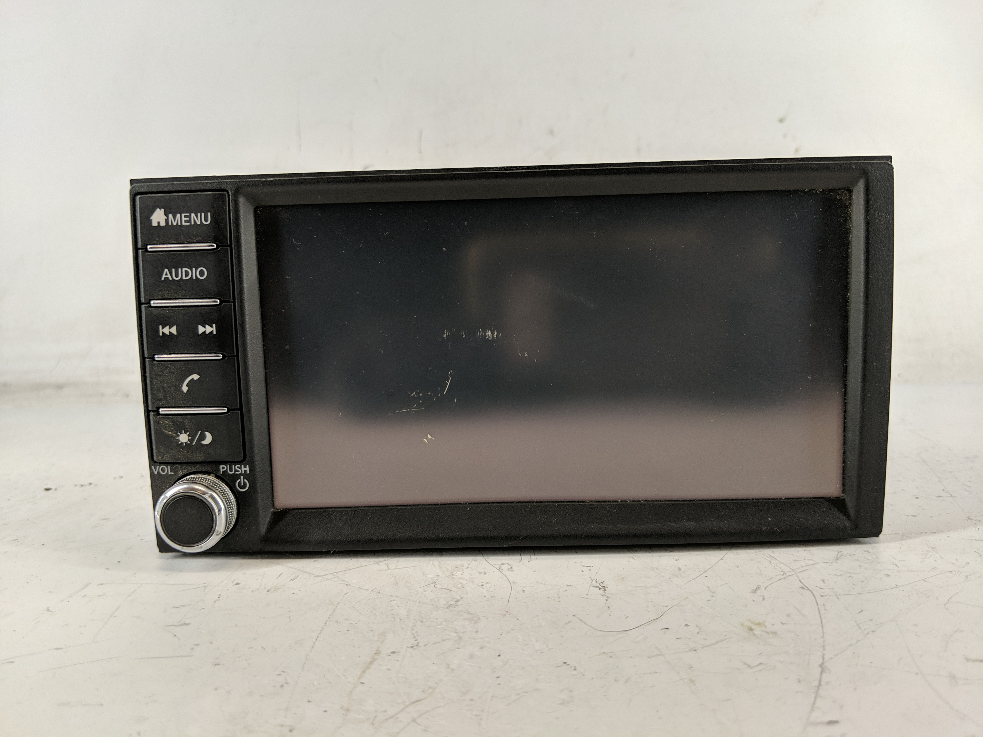 2018-2019 Nissan Versa Am Fm Cd Player Radio Receiver 1218934 - Oemusedautoparts1.com