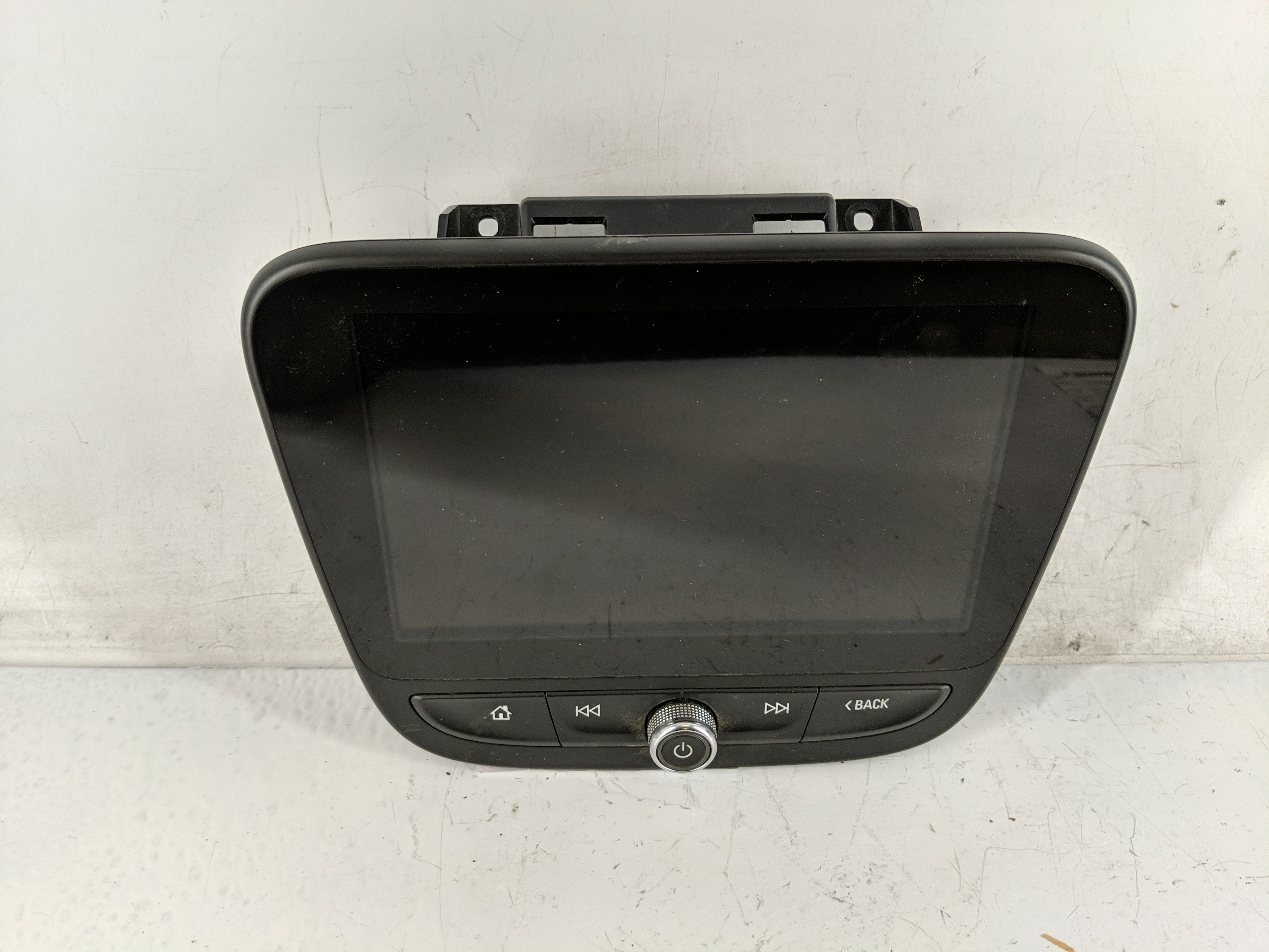 2016 Chevrolet Malibu Information Display Screen 1218961 - Oemusedautoparts1.com