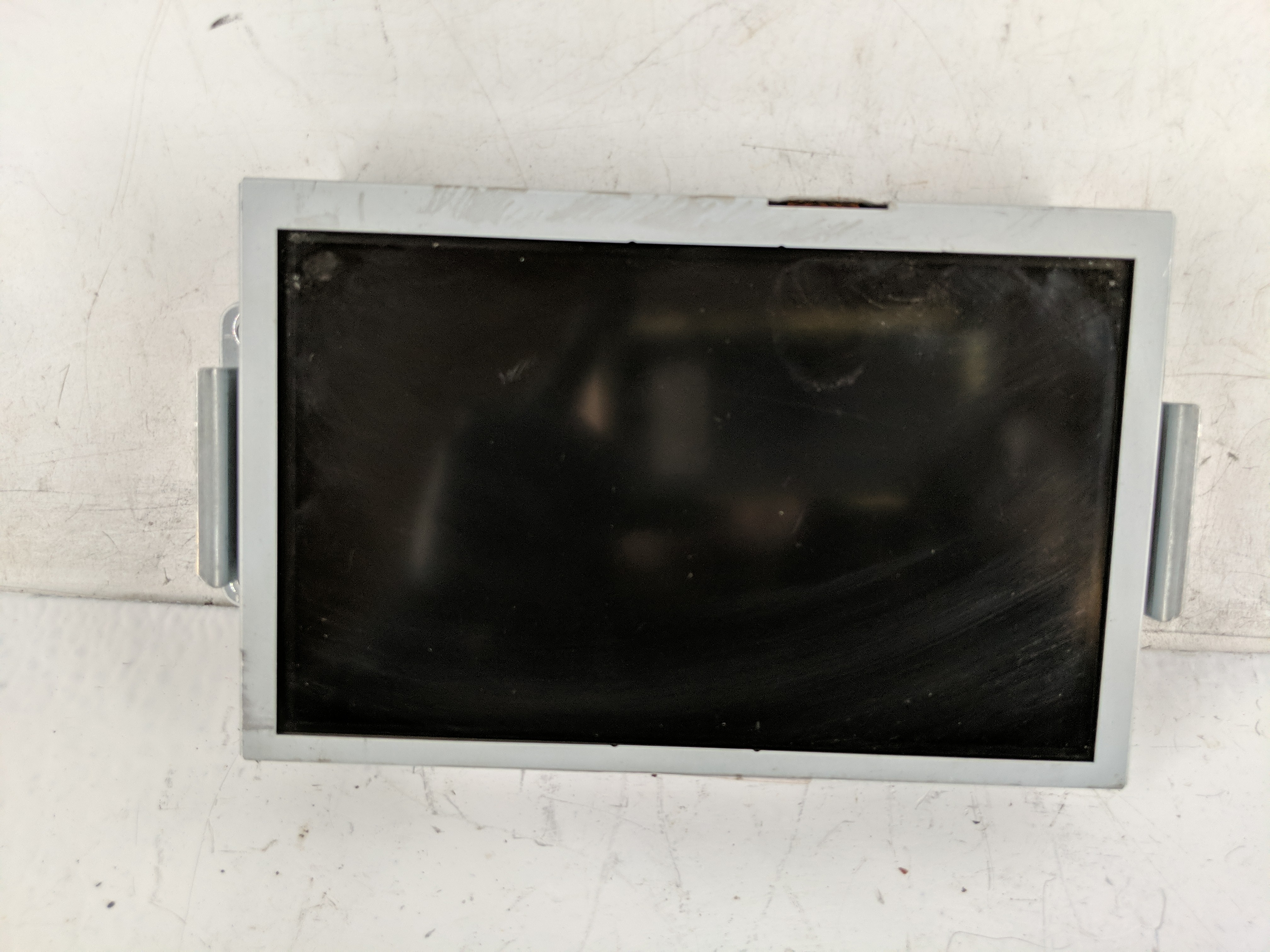 2015-2016 Ford Explorer Information Display Screen 1218979 - Oemusedautoparts1.com