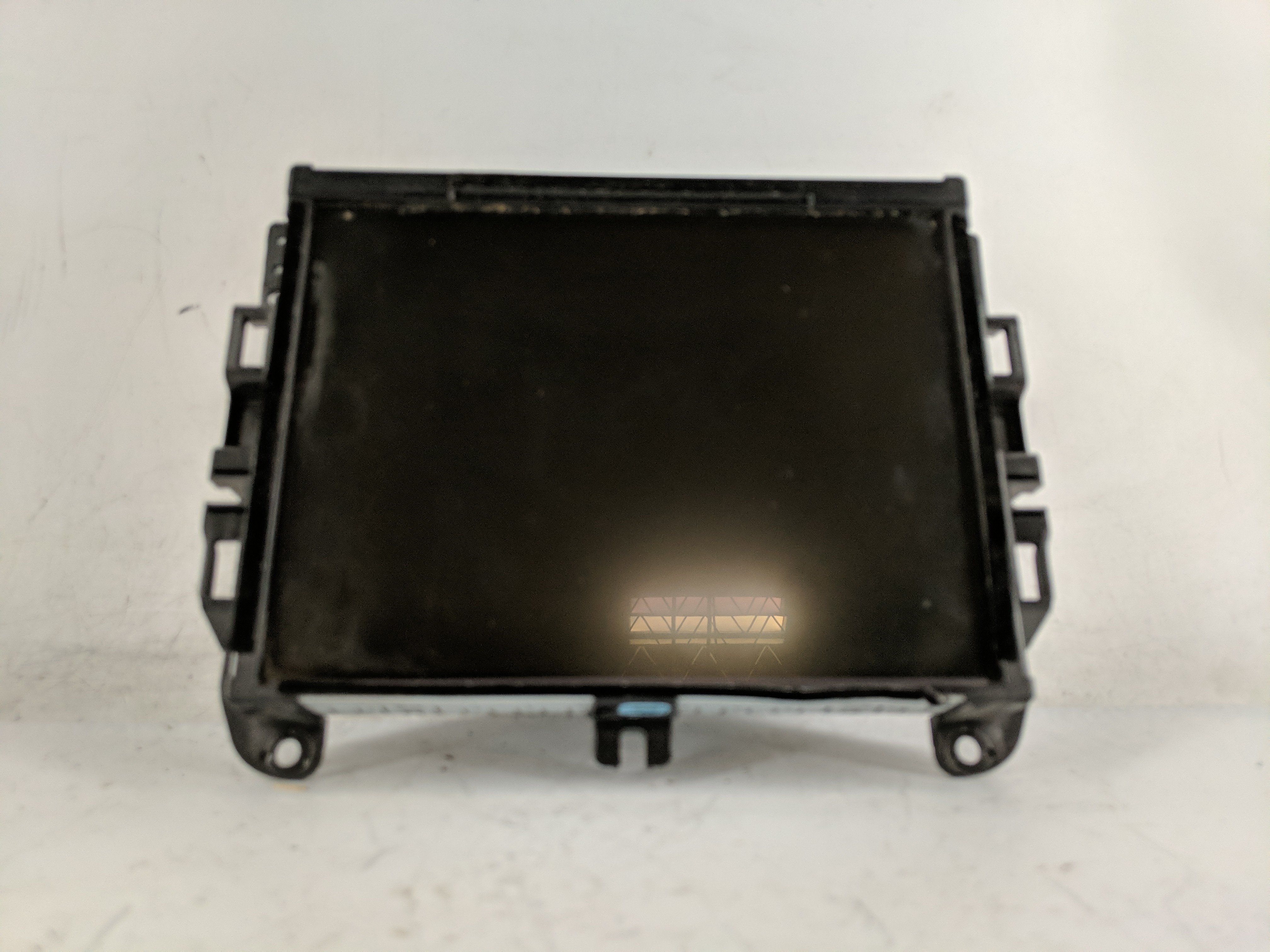 2014-2014 Dodge Durango Am Fm Cd Player Radio Receiver 1218980 - Oemusedautoparts1.com