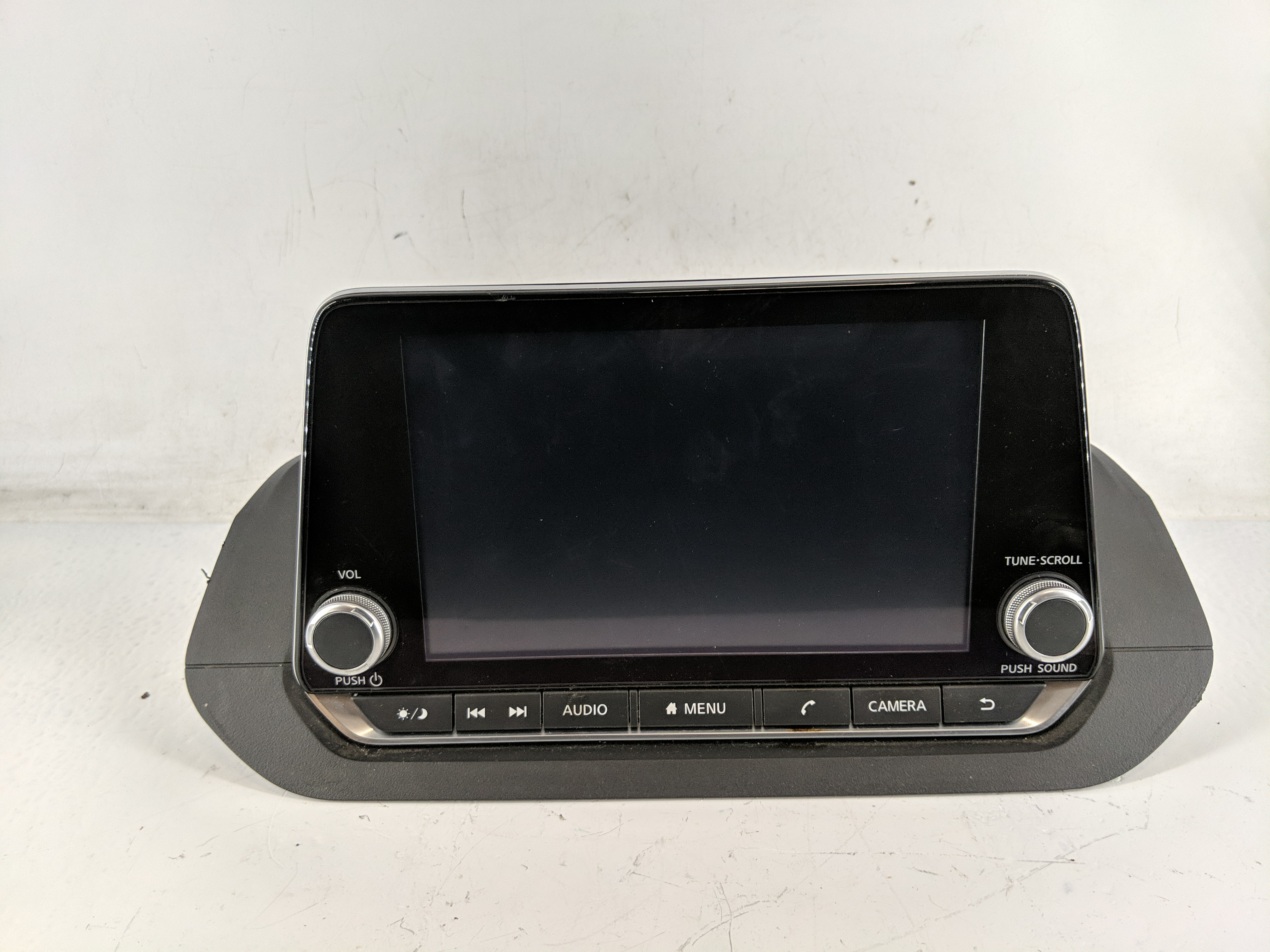 2021-2022 Nissan Rogue Am Fm Cd Player Radio Receiver 1218988 - Oemusedautoparts1.com