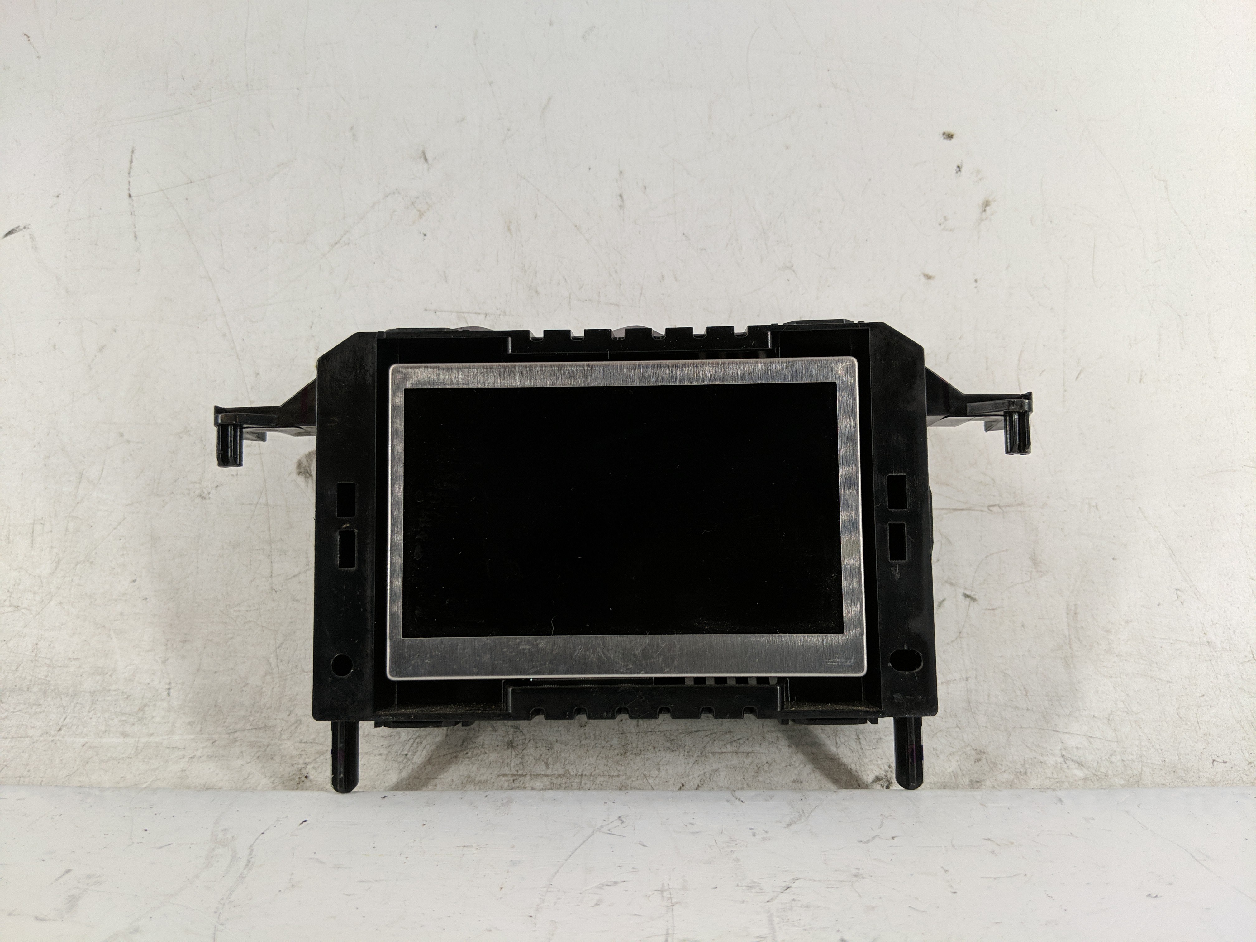 2015-2018 Ford Focus Information Display Screen 1219018 - Oemusedautoparts1.com