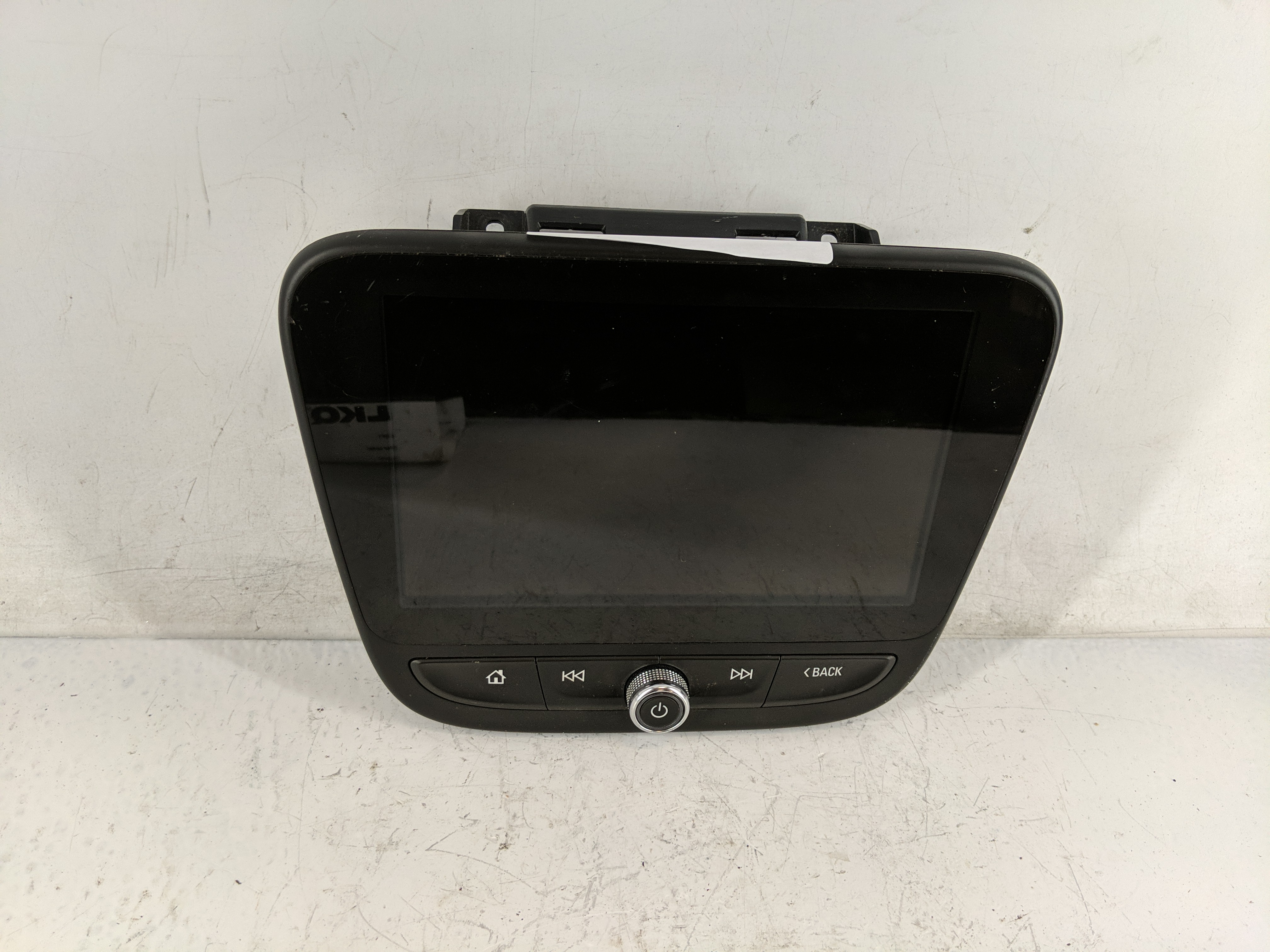 2017 Chevrolet Malibu Information Display Screen 1219038 - Oemusedautoparts1.com