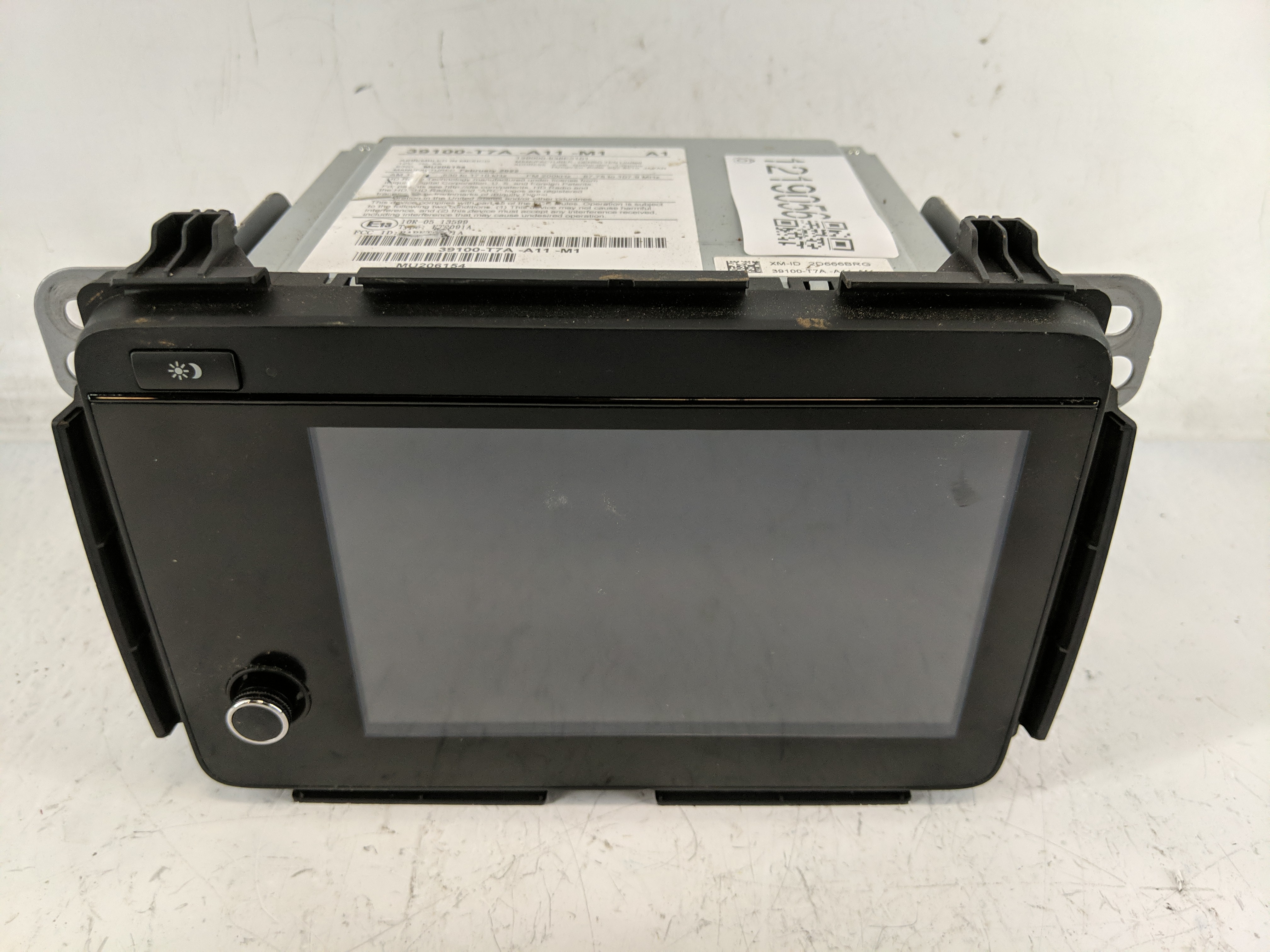 2019-2022 Honda Hr-v Am Fm Cd Player Radio Receiver 1219056 - Oemusedautoparts1.com