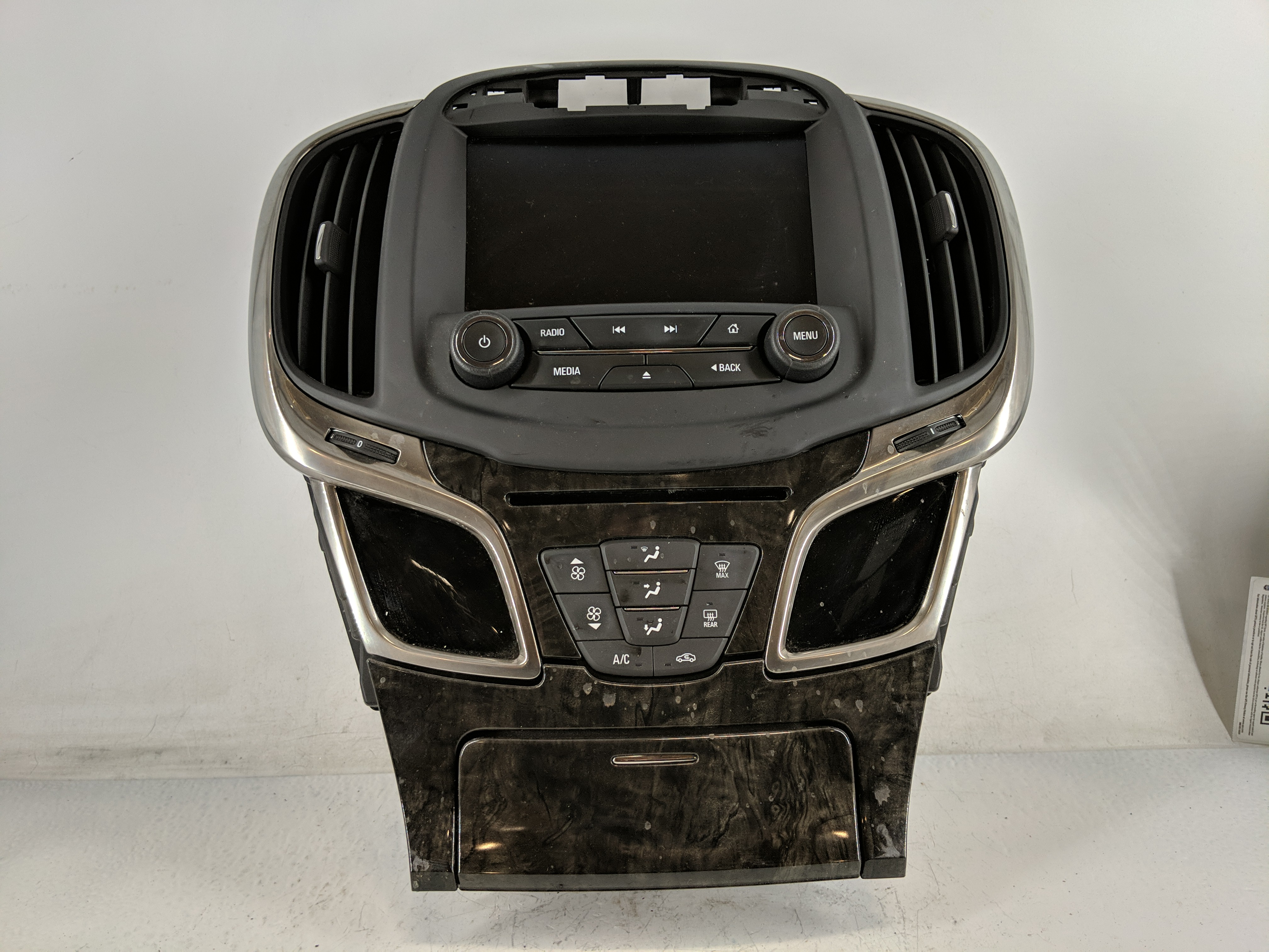 2014-2016 Buick Lacrosse Am Fm Cd Player Radio Receiver 1219060 - Oemusedautoparts1.com