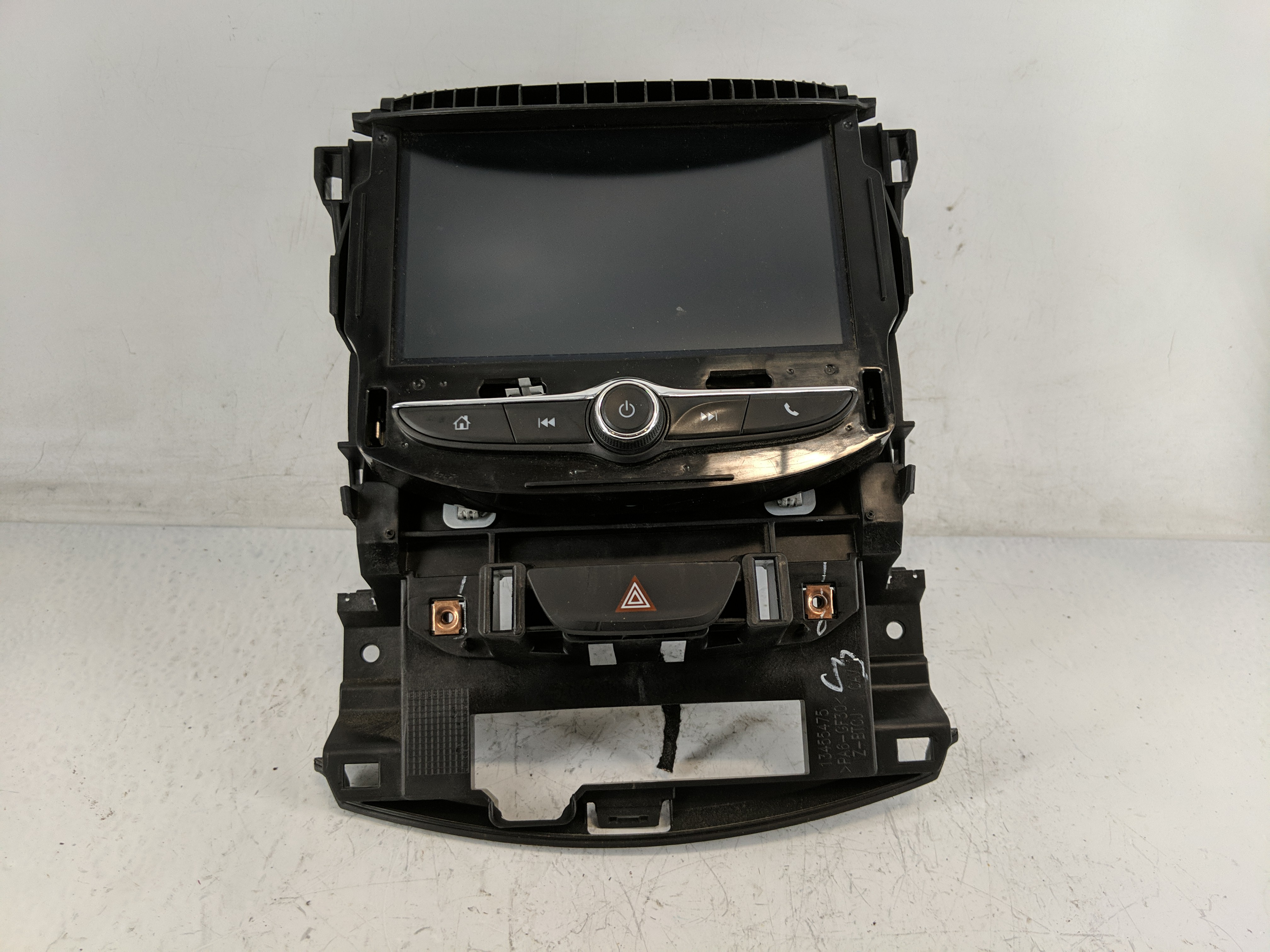 2016-2016 Chevrolet Cruze Am Fm Cd Player Radio Receiver 1219064 - Oemusedautoparts1.com