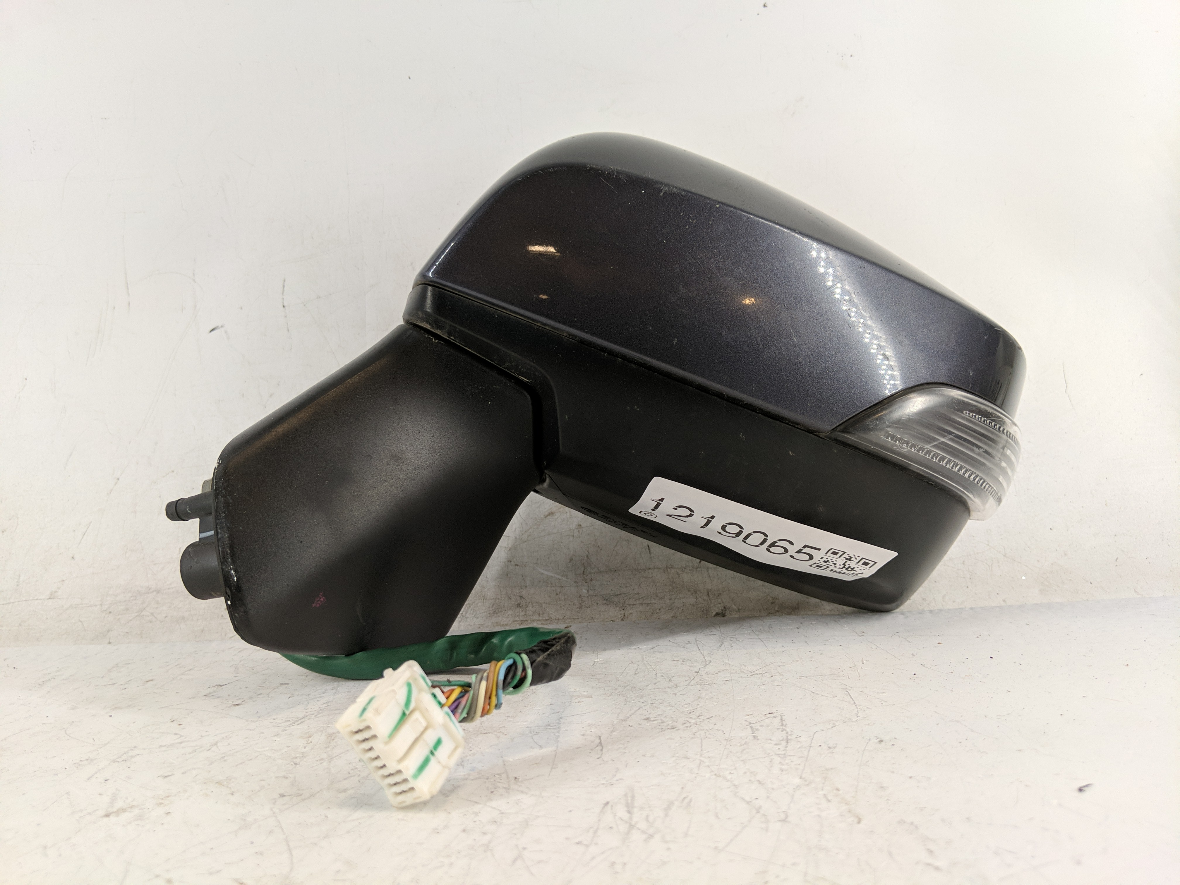 2015-2017 Subaru Legacy Driver Left Side View Power Door Mirror Black 1219065 - Oemusedautoparts1.com