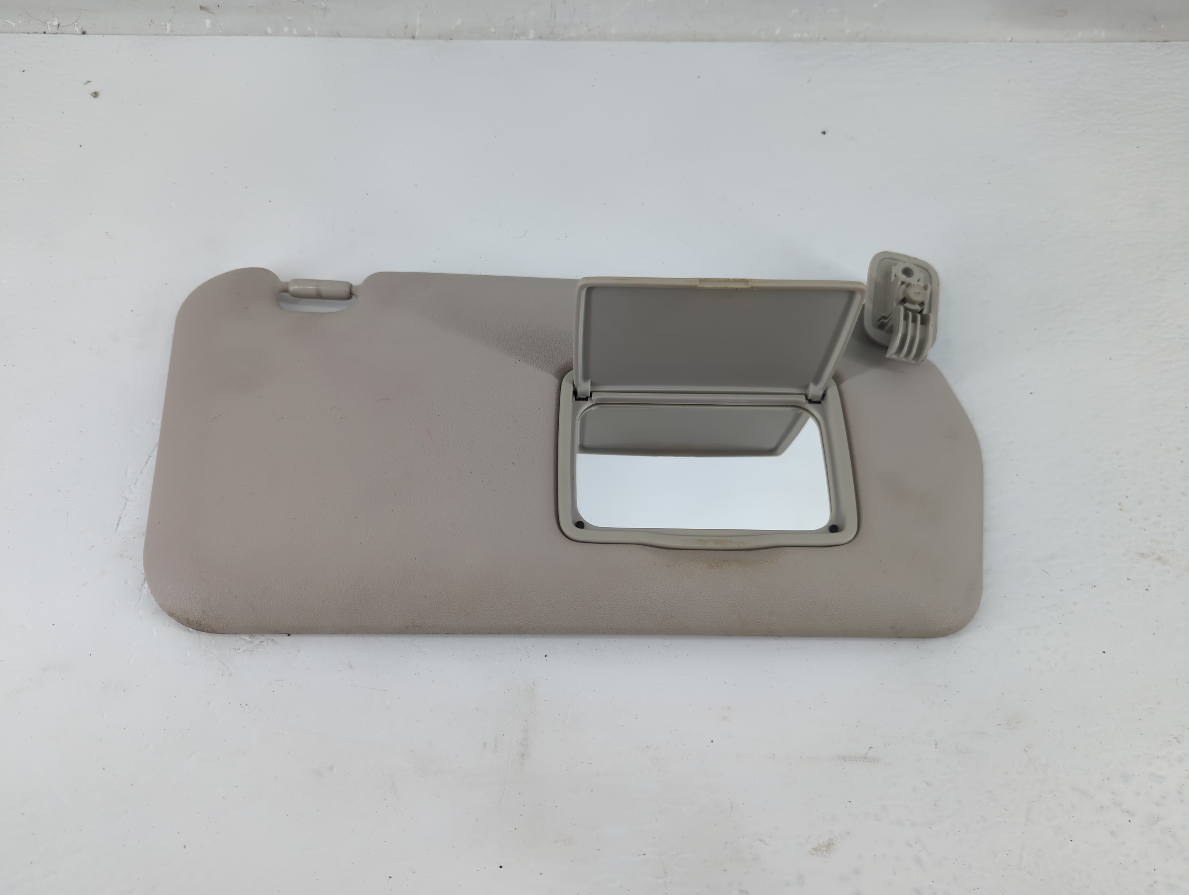 2008-2017 Mazda 5 Driver Sun Visor Mirror Left Sunvisor Ivory 1219067 - Oemusedautoparts1.com