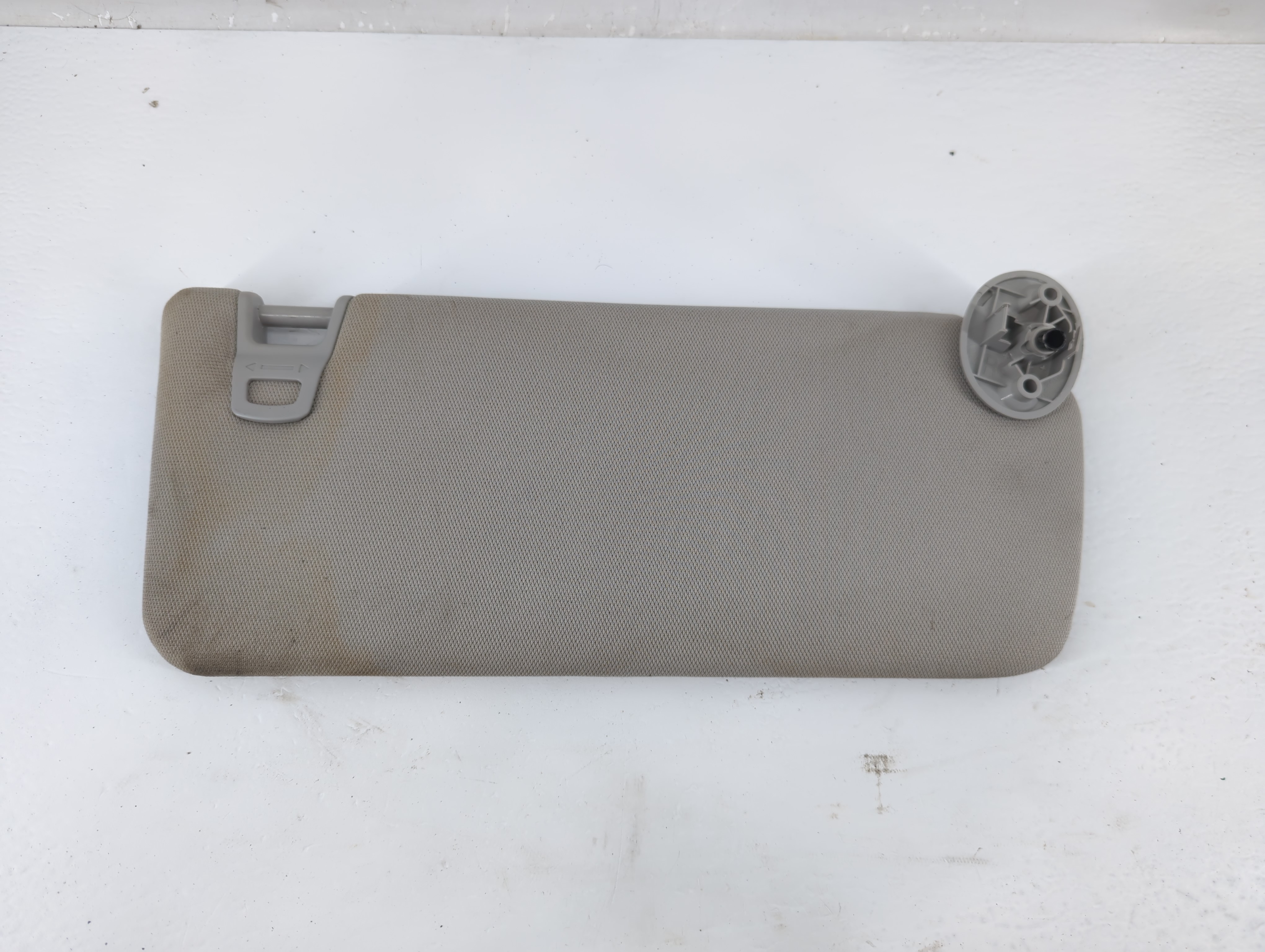 2016-2022 Toyota Tacoma Passenger Sun Visor Mirror Right Sunvisor Gray 1219087 - Oemusedautoparts1.com