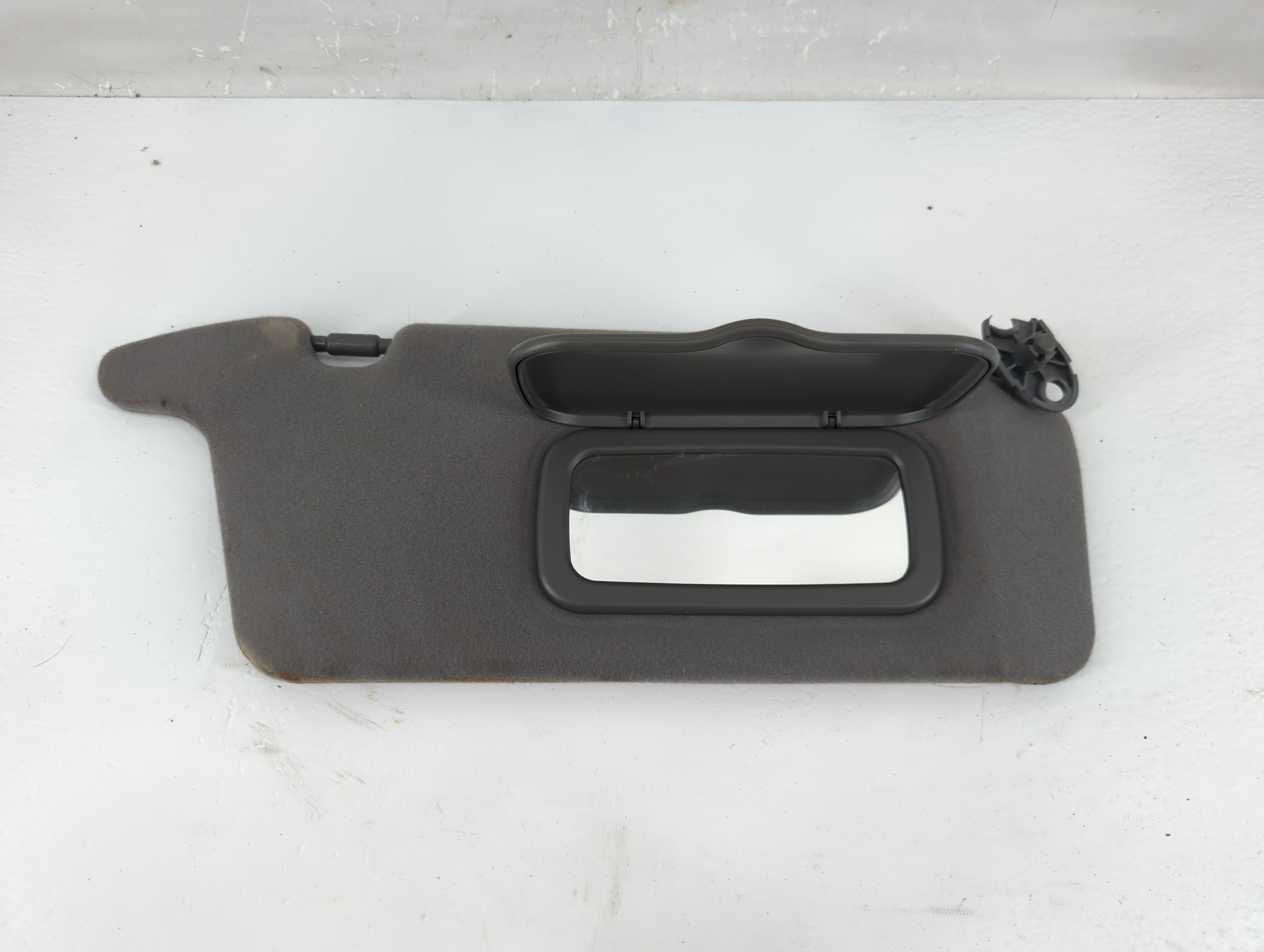 2001-2005 Honda Civic Passenger Sun Visor Mirror Right Sunvisor 1219099 - Oemusedautoparts1.com
