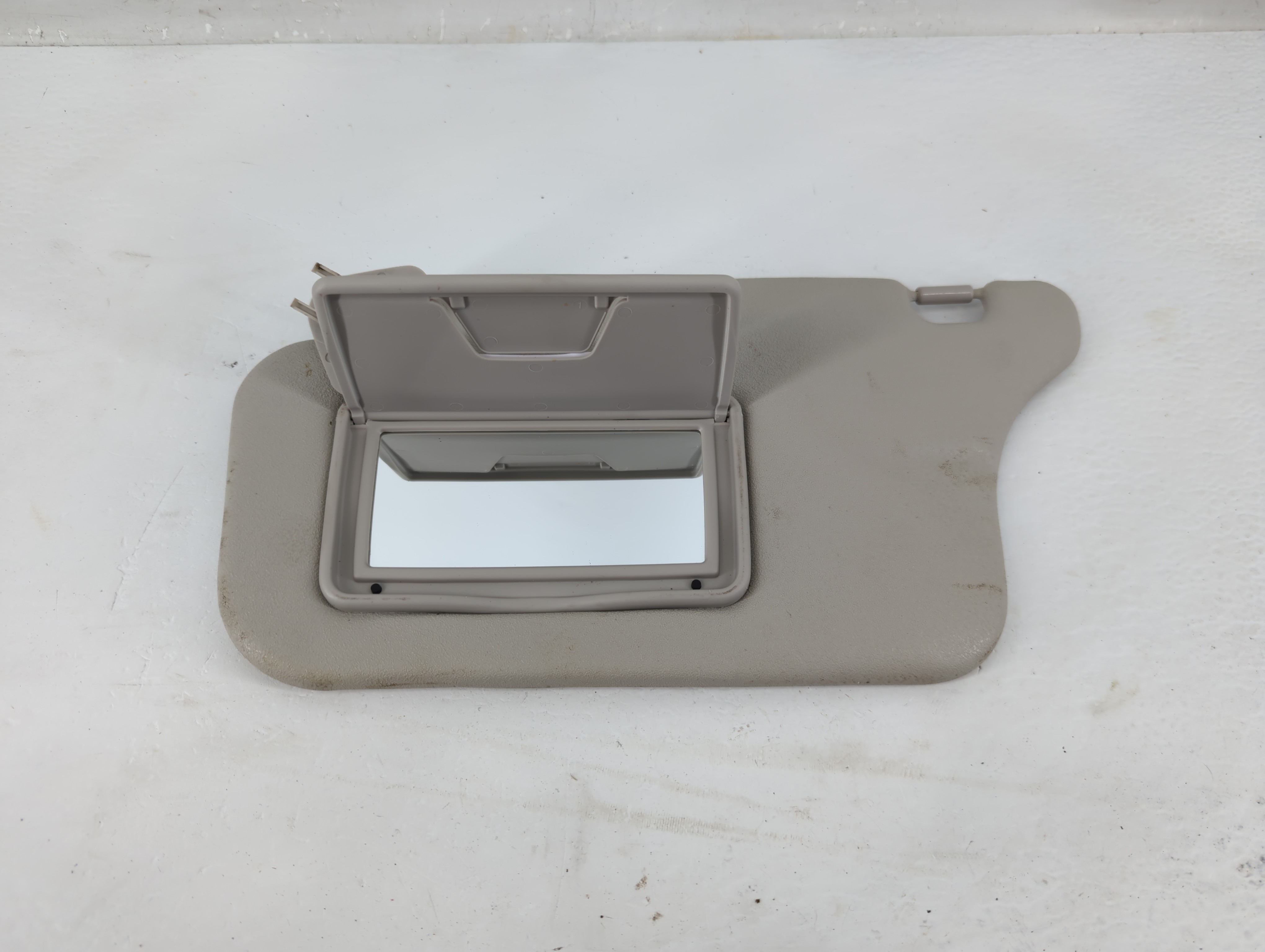 Picture of 2014-2014 Mitsubishi Mirage Passenger Sun Visor Mirror Right Sunvisor 1219133
