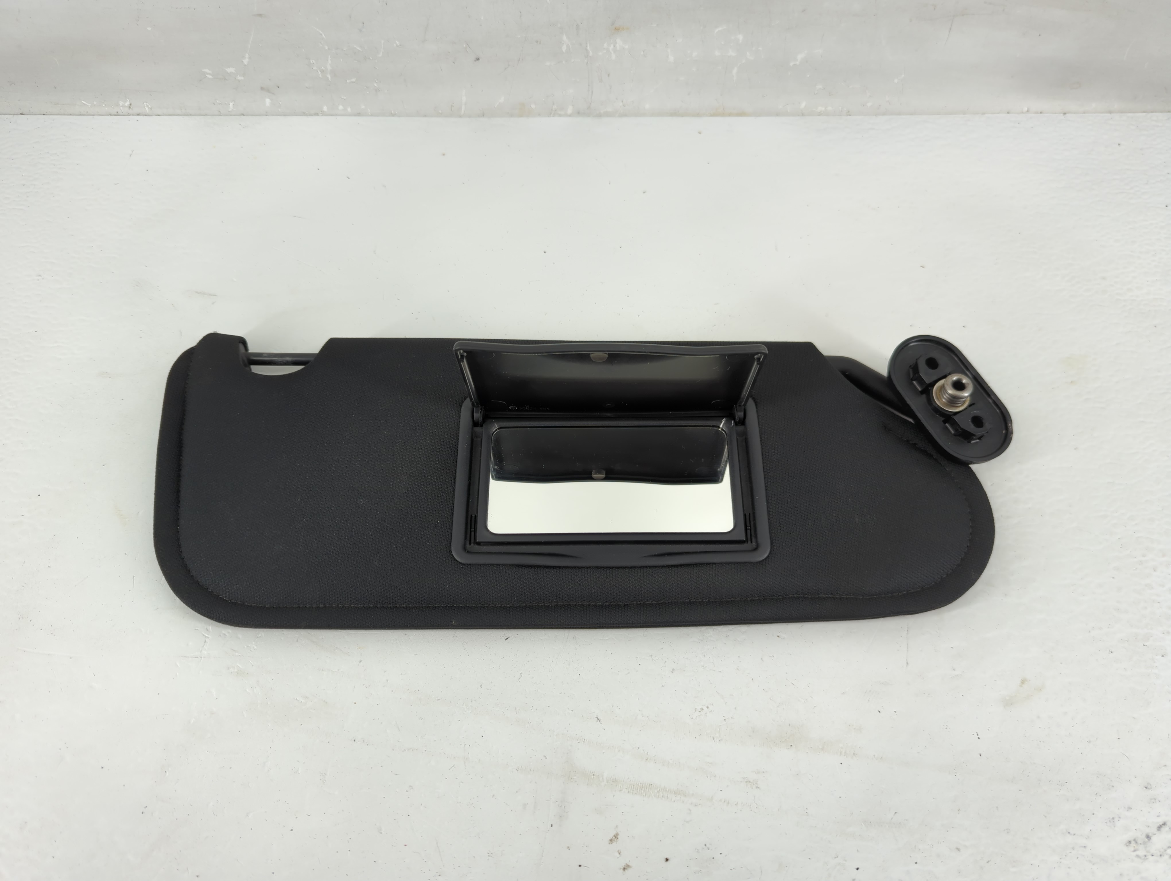 2011-2014 Chrysler 200 Passenger Sun Visor Mirror Right Sunvisor Black 1219135 - Oemusedautoparts1.com