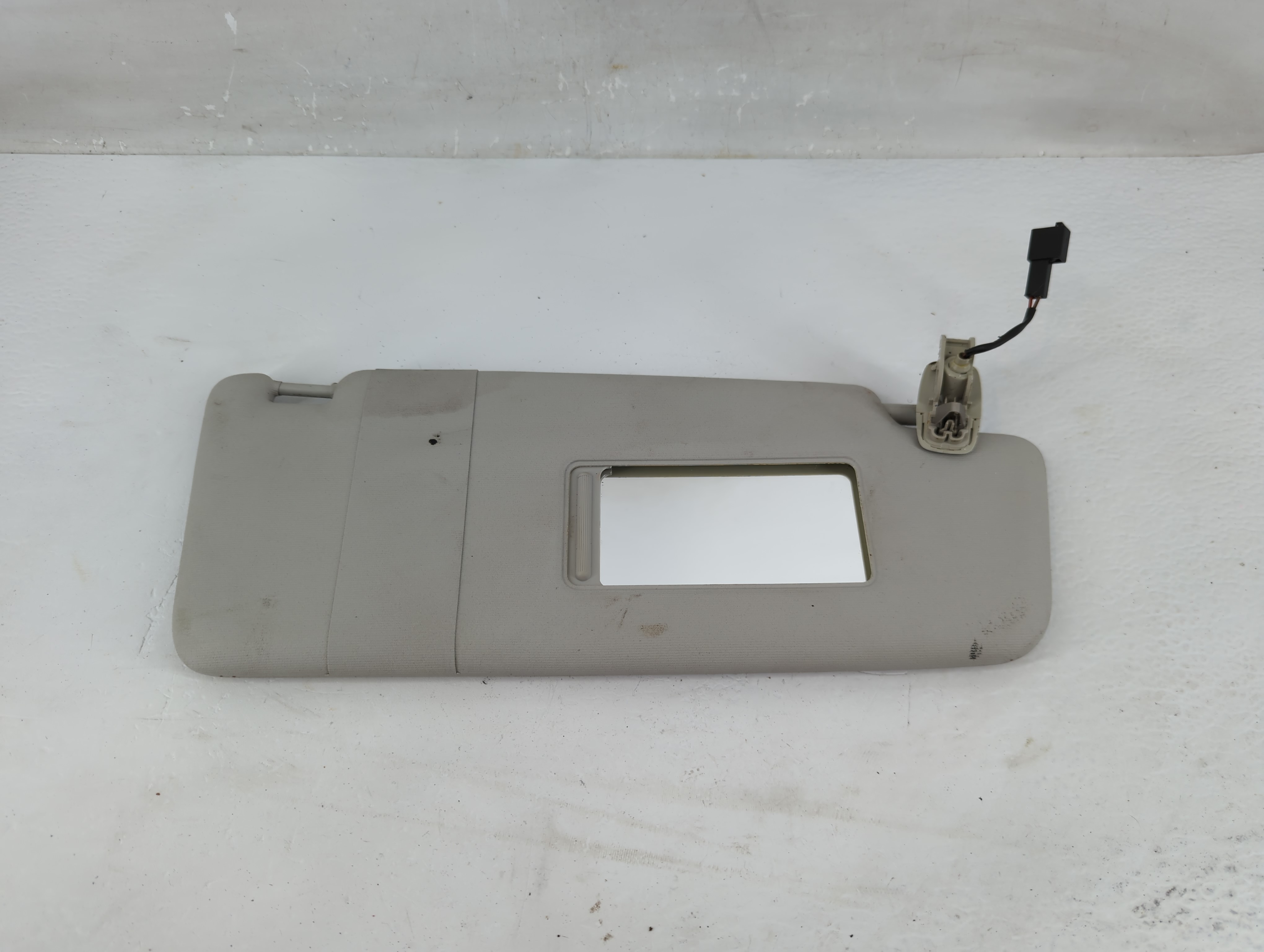 Picture of 2011-2018 Volkswagen Jetta Passenger Sun Visor Mirror Right Sunvisor 1219137