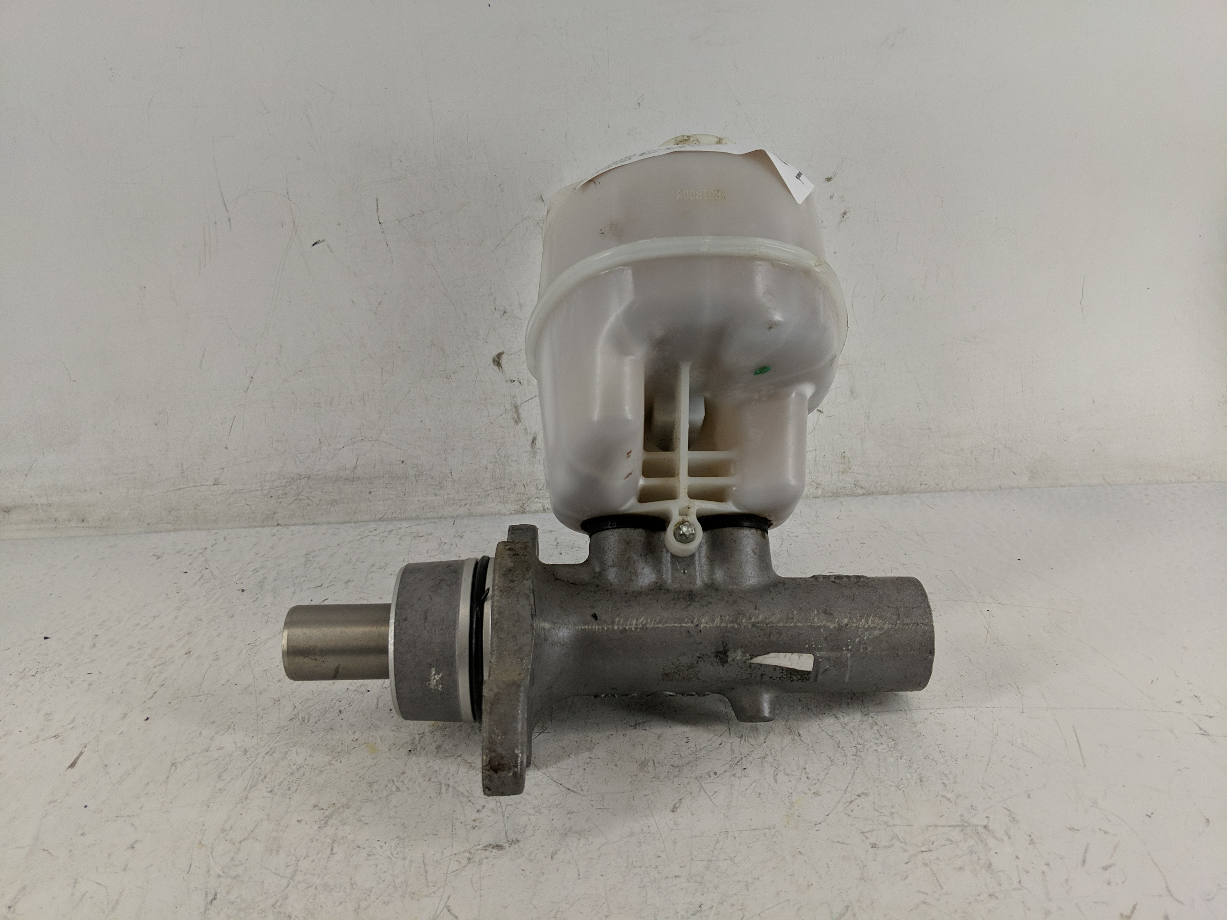 2007-2008 Dodge Ram 1500 Brake Master Cylinder 1219253 - Oemusedautoparts1.com