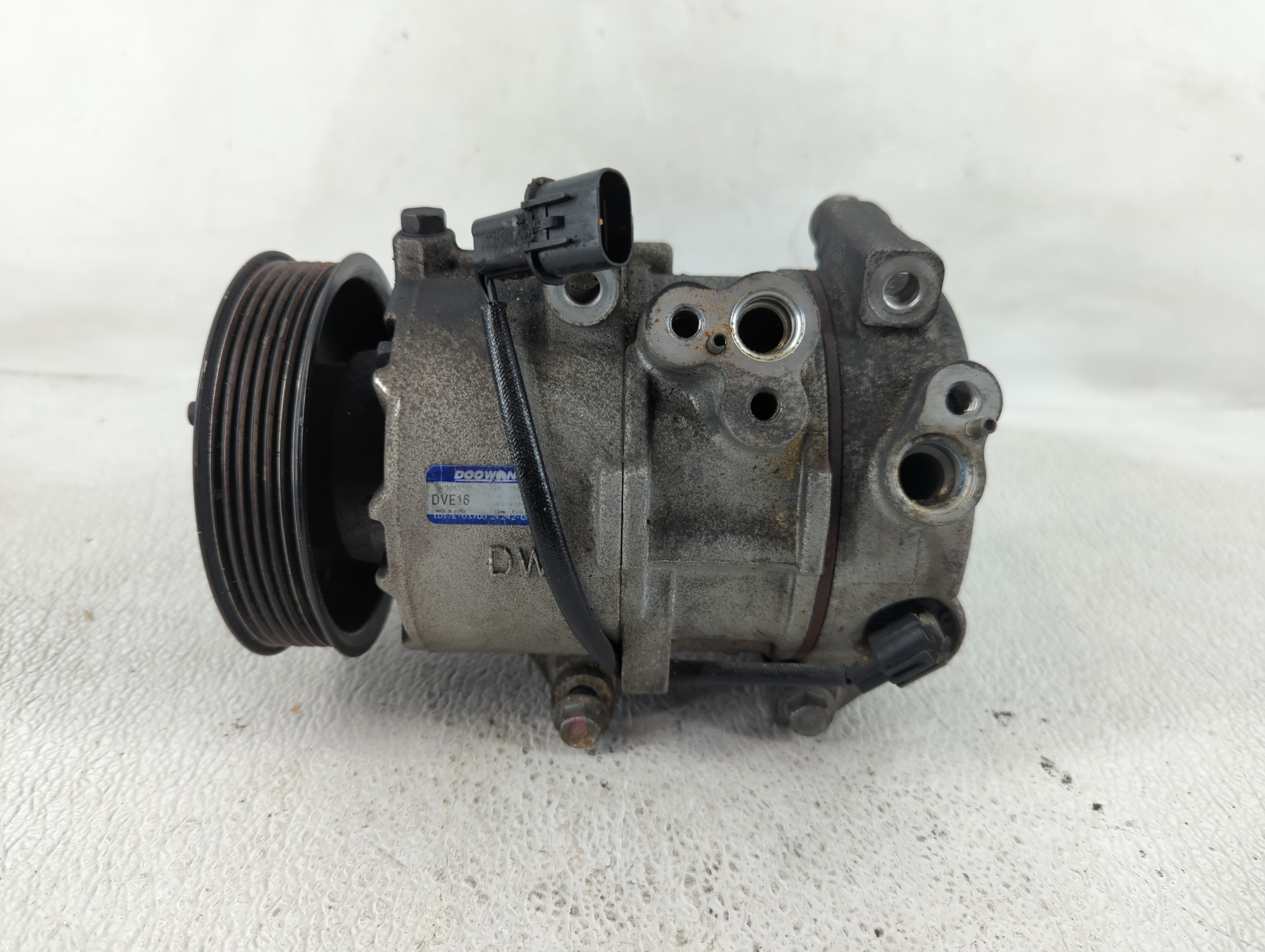 2013-2014 Hyundai Genesis Air Conditioning A/c Ac Compressor Oem 1219260 - Oemusedautoparts1.com