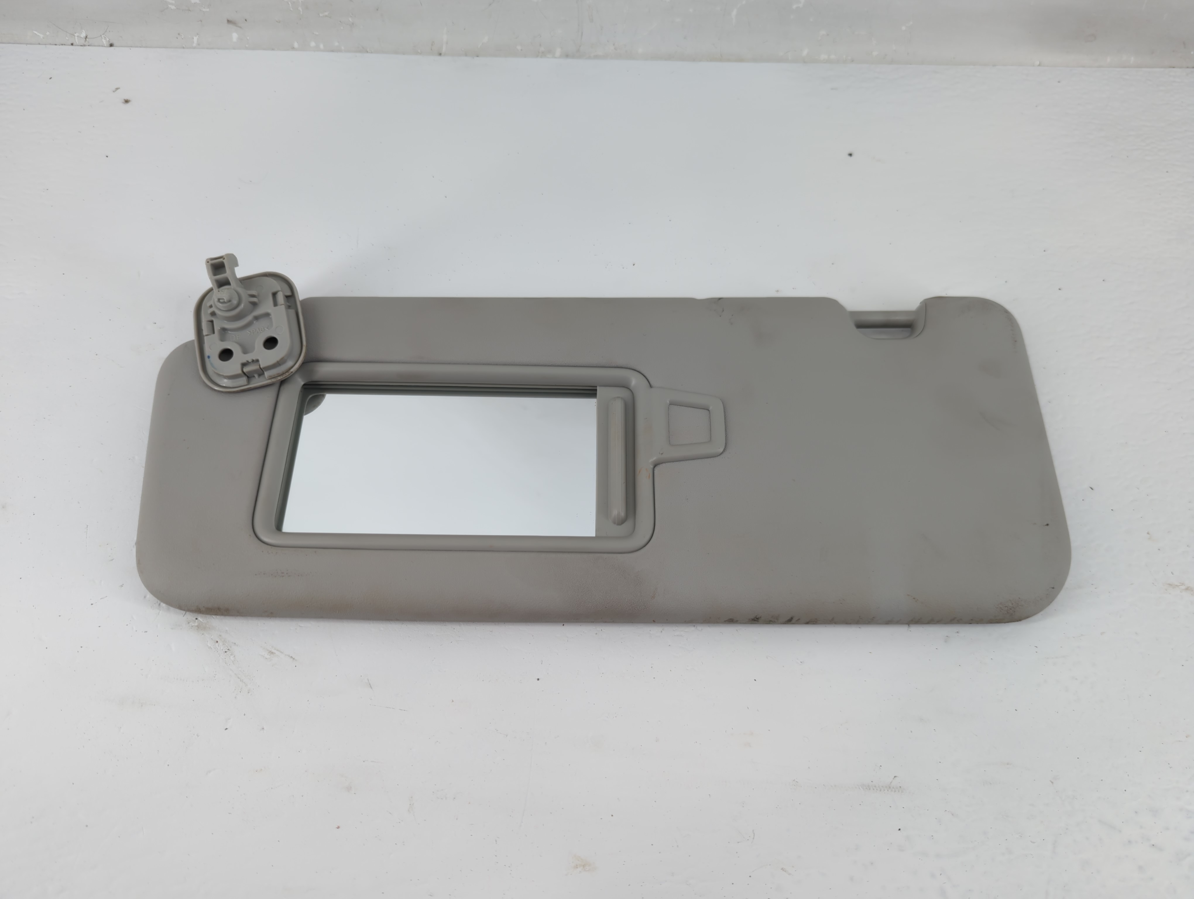 2017-2020 Kia Niro Driver Sun Visor Mirror Left Sunvisor Gray 1219272 - Oemusedautoparts1.com