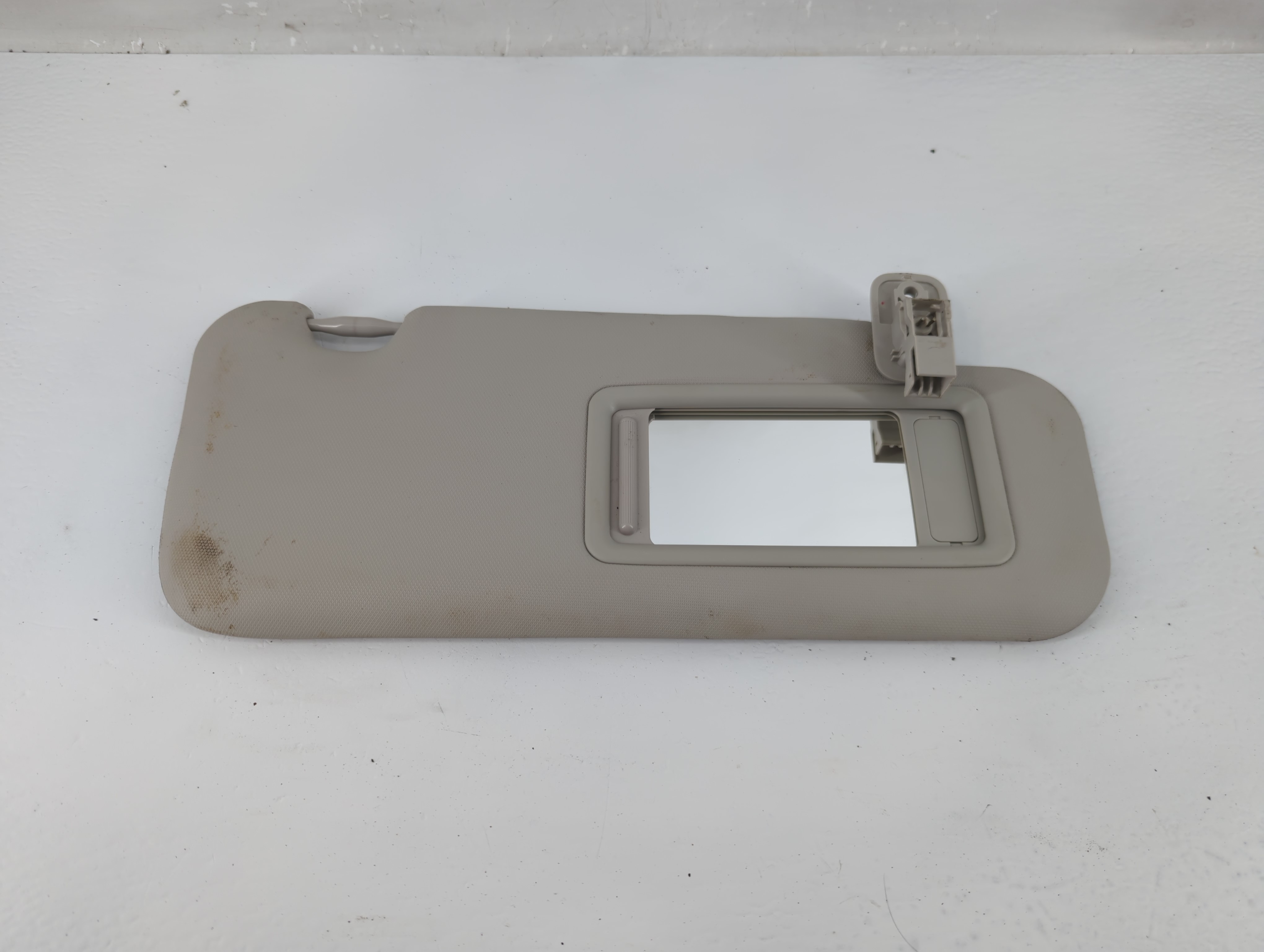 2014-2017 Mazda 6 Passenger Sun Visor Mirror Right Sunvisor Ivory 1219290 - Oemusedautoparts1.com