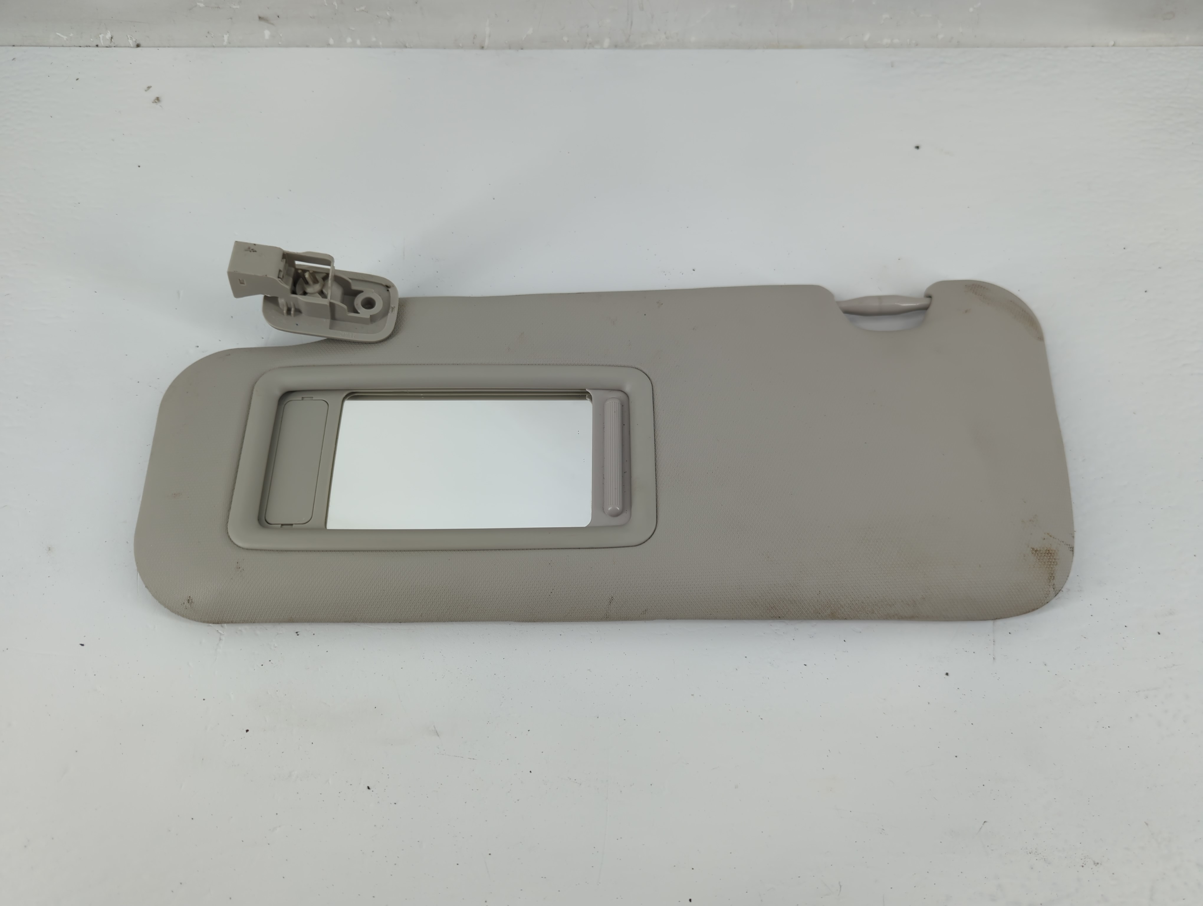 2014-2017 Mazda 6 Driver Sun Visor Mirror Left Sunvisor Ivory 1219291 - Oemusedautoparts1.com