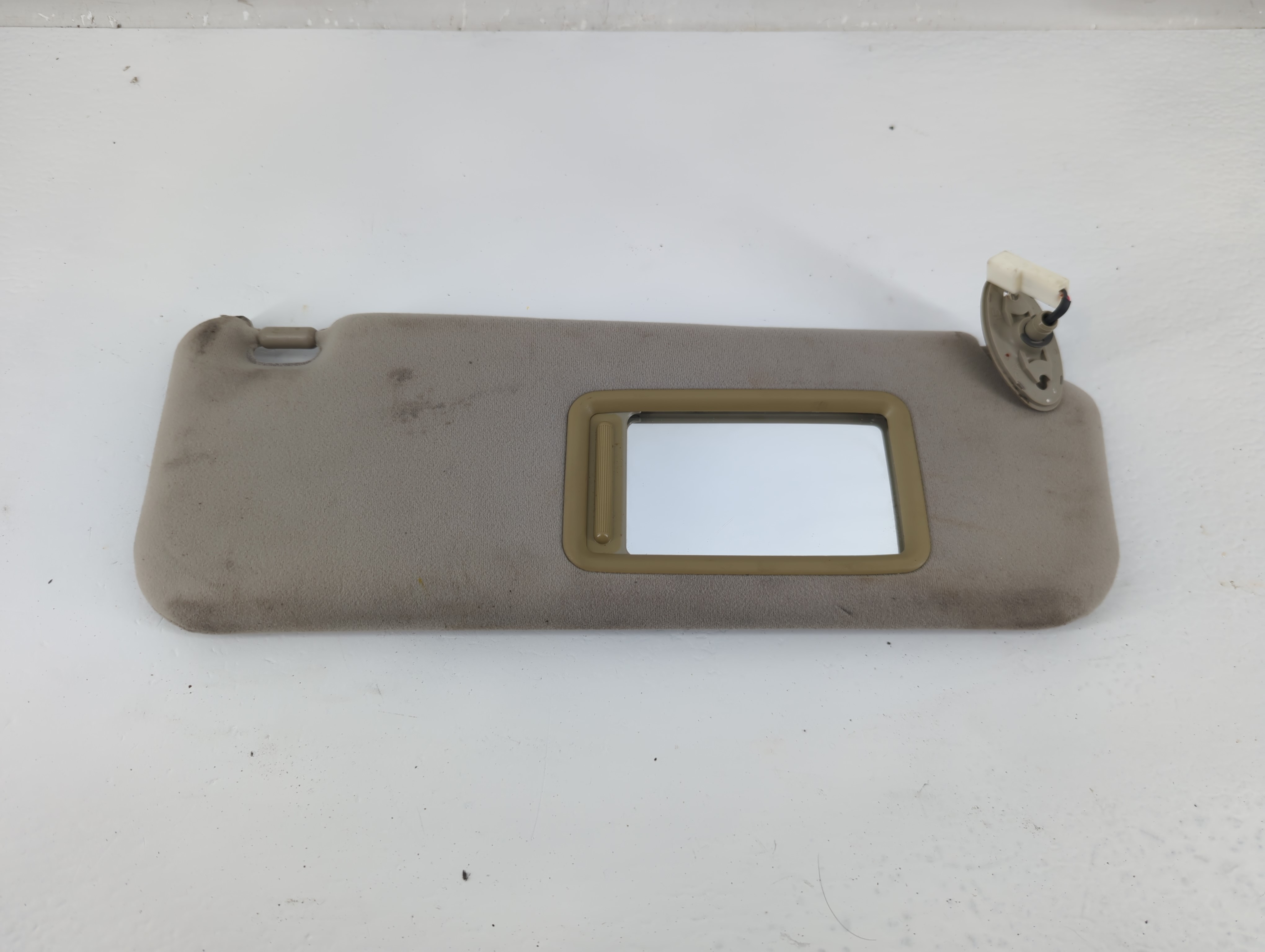 2006-2009 Toyota Prius Passenger Sun Visor Mirror Right Sunvisor Gray 1219293 - Oemusedautoparts1.com