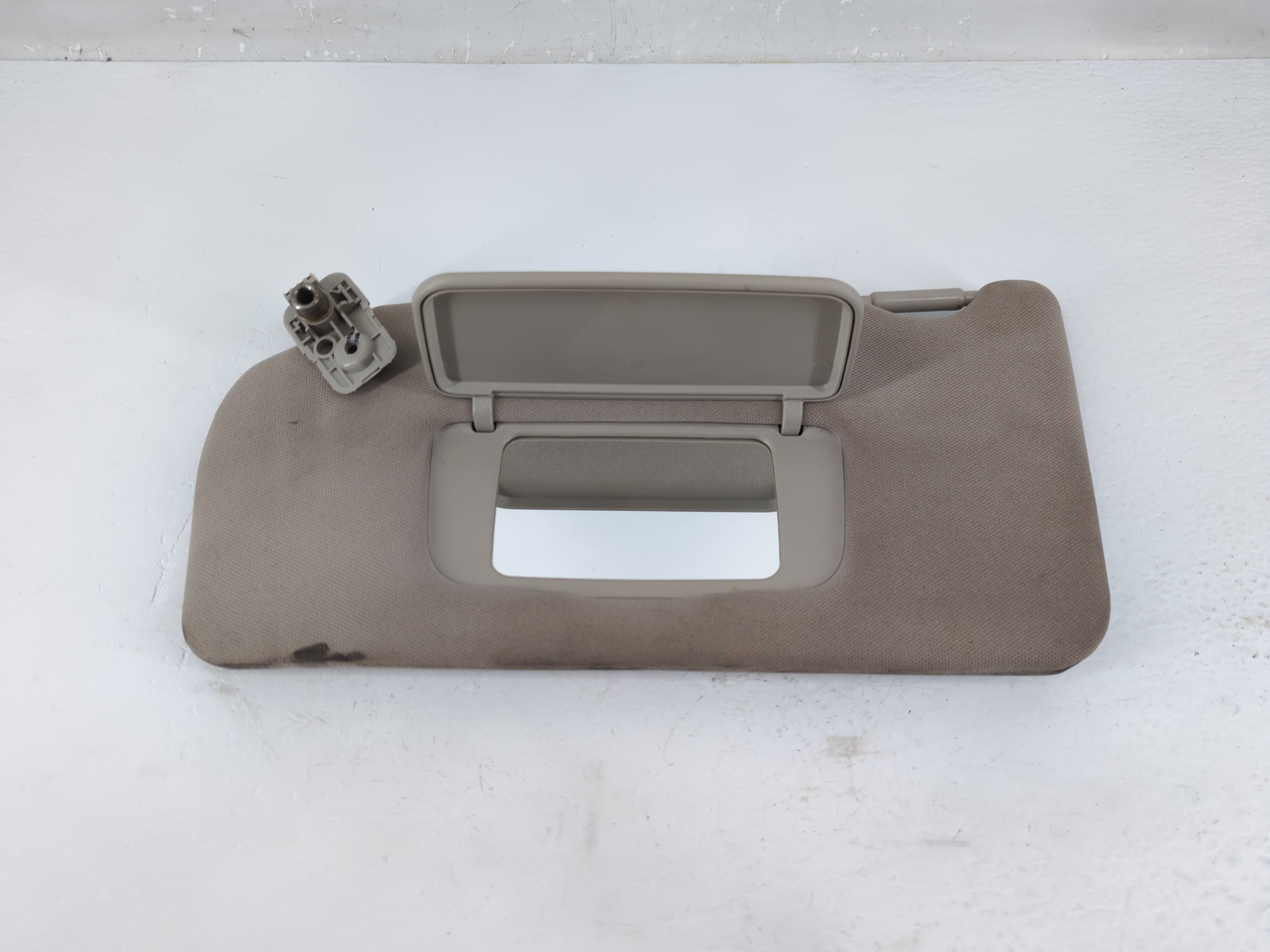 2010-2012 Nissan Altima Driver Sun Visor Mirror Left Sunvisor 1219317 - Oemusedautoparts1.com