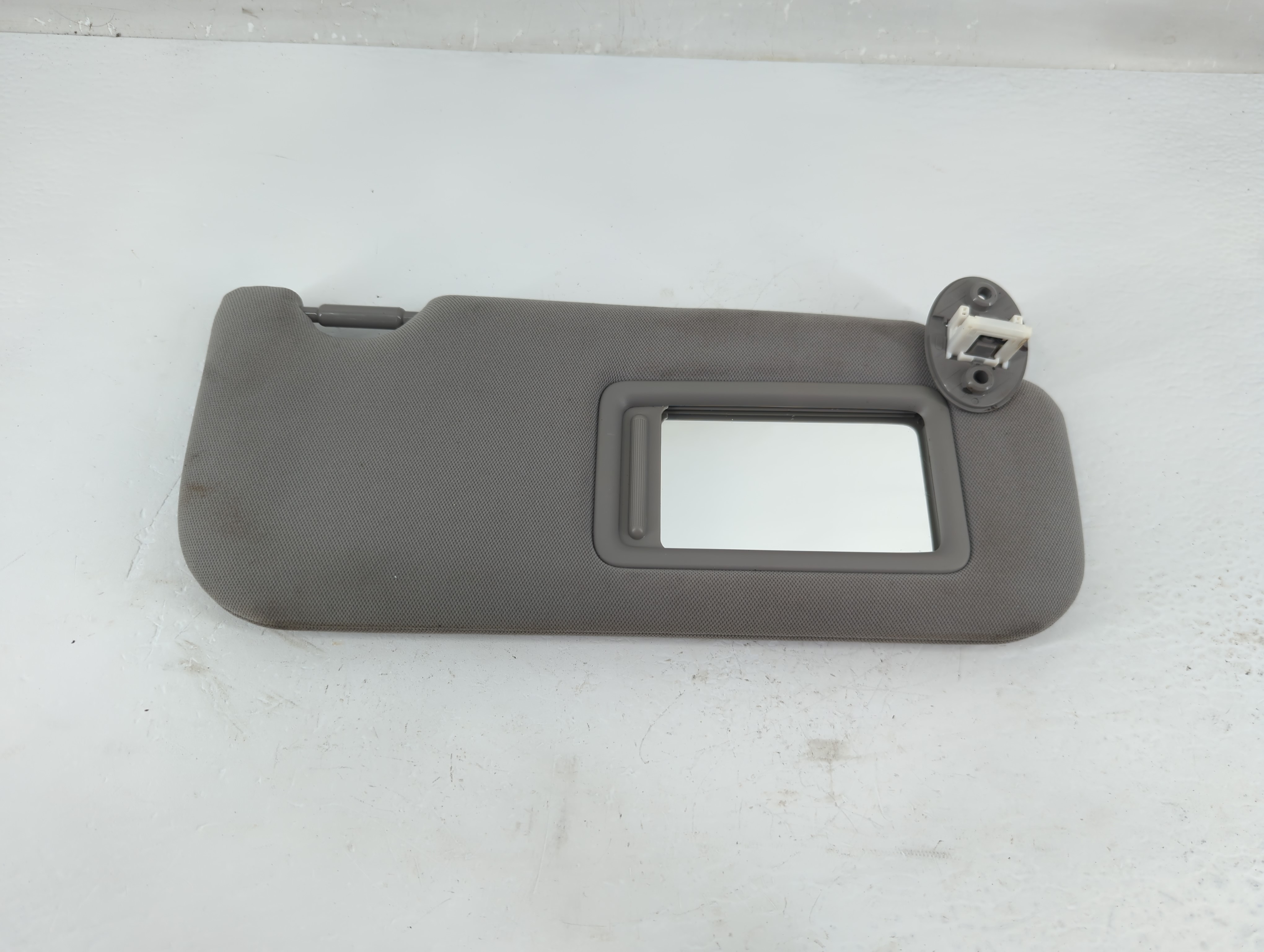 2018-2022 Toyota Camry Passenger Sun Visor Mirror Right Sunvisor Grey 1219318 - Oemusedautoparts1.com