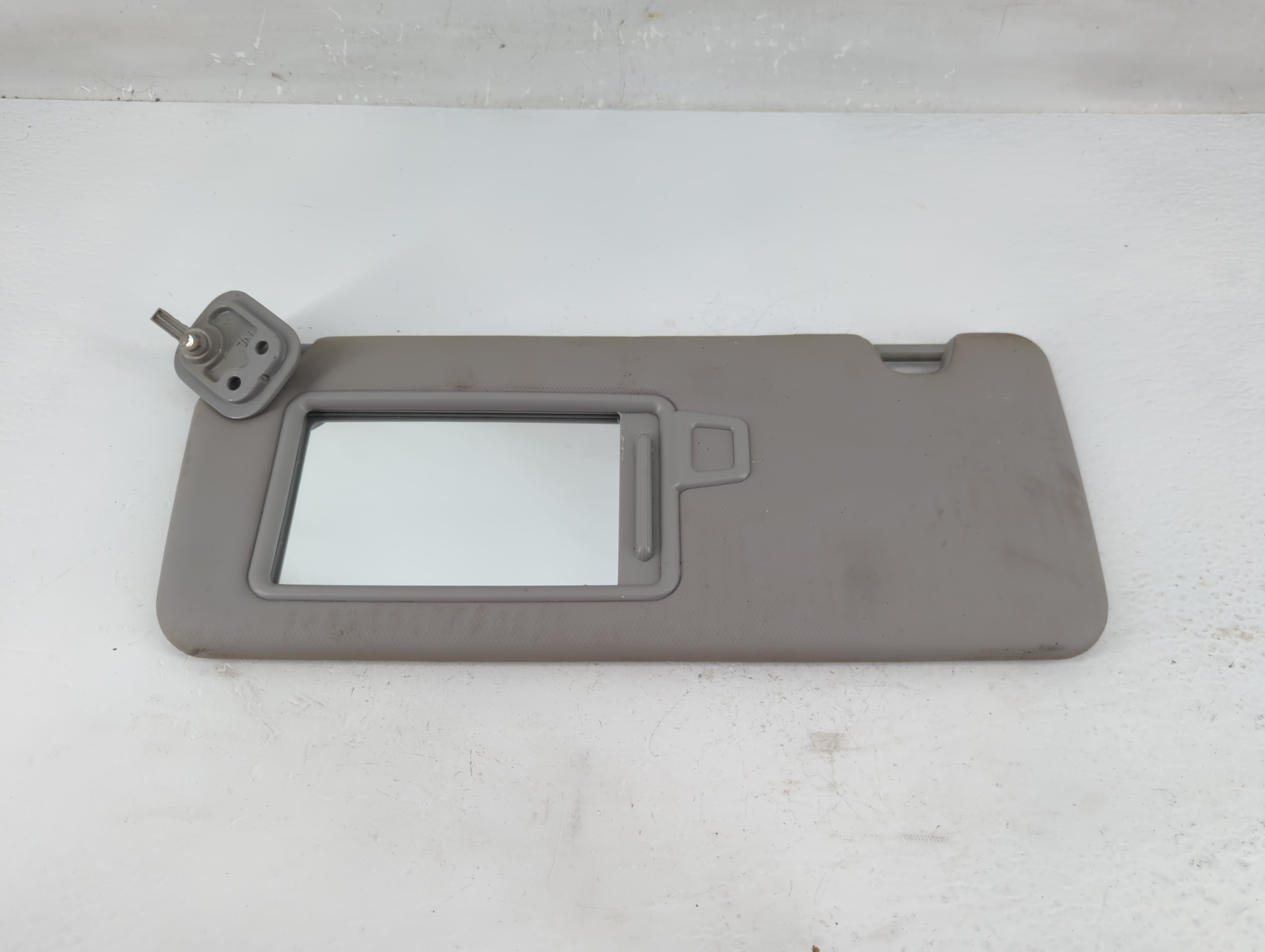 2019-2021 Hyundai Tucson Driver Sun Visor Mirror Left Sunvisor Grey 1219324 - Oemusedautoparts1.com