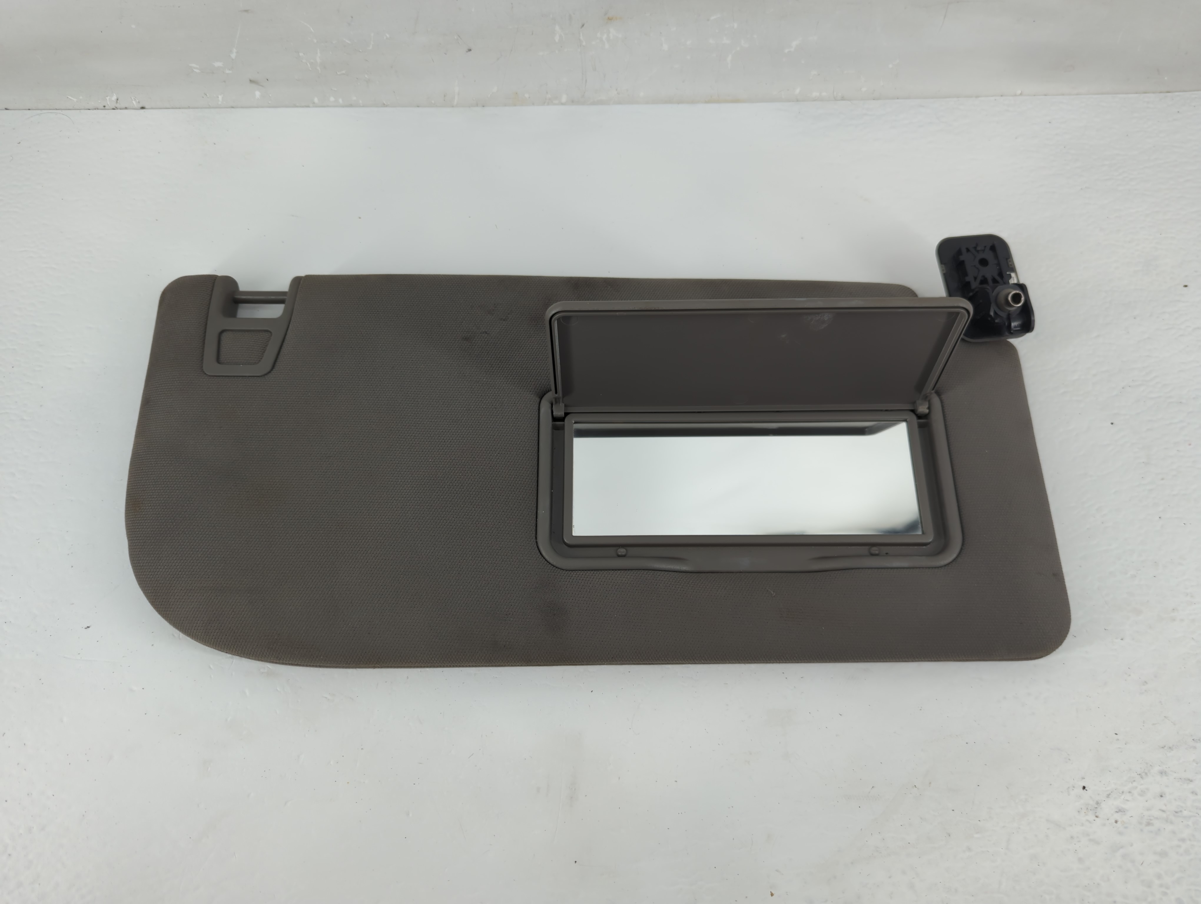 2018-2020 Ford F-150 Passenger Sun Visor Mirror Right Sunvisor Dark Grey 1219328 - Oemusedautoparts1.com