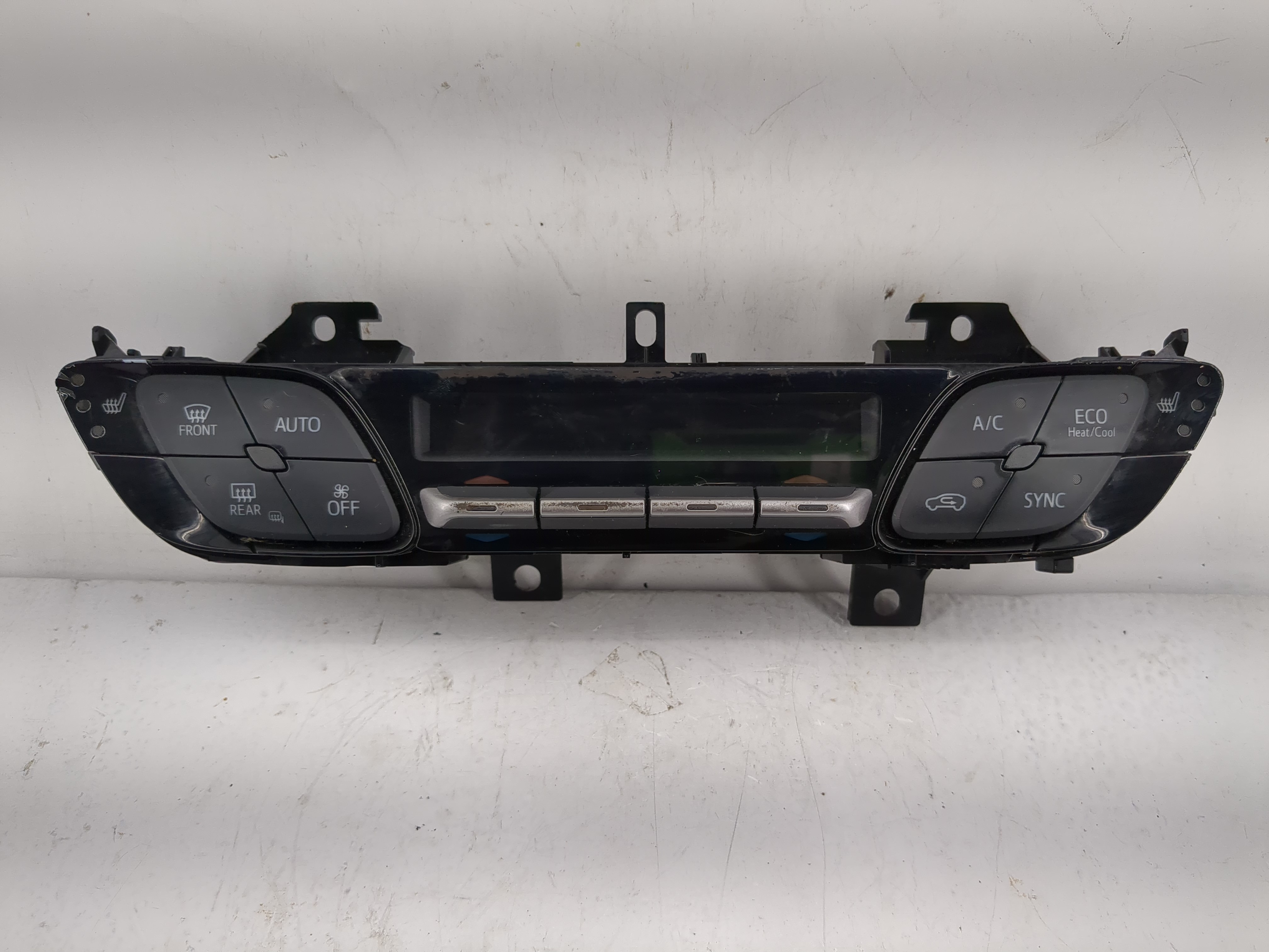 2018-2019 Toyota C-hr Ac Heater Climate Control Temperature Oem 1219332 - Oemusedautoparts1.com