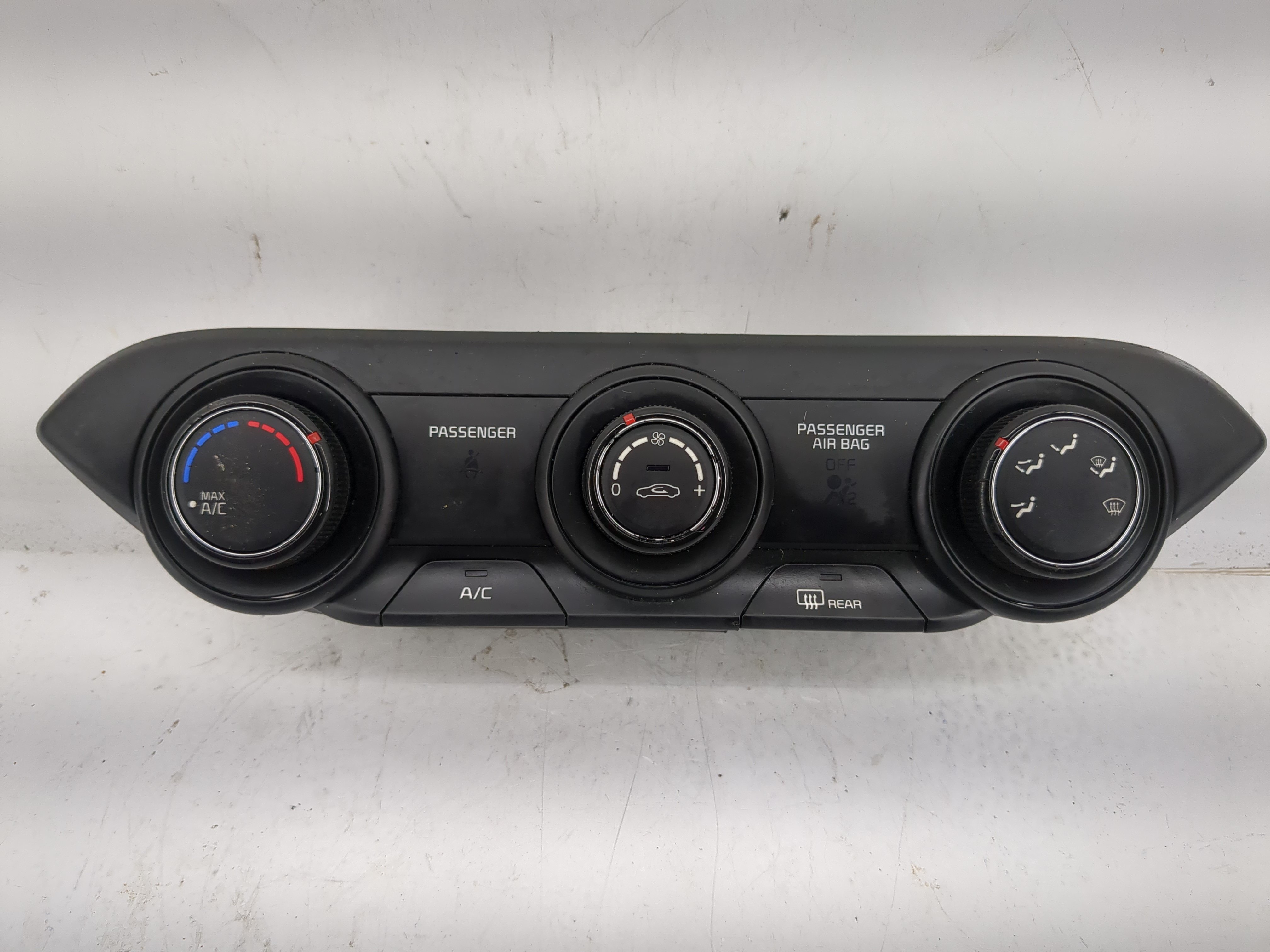 2019-2021 Kia Forte Ac Heater Roof Climate Control 97250-m6130wk 1219334 - Oemusedautoparts1.com