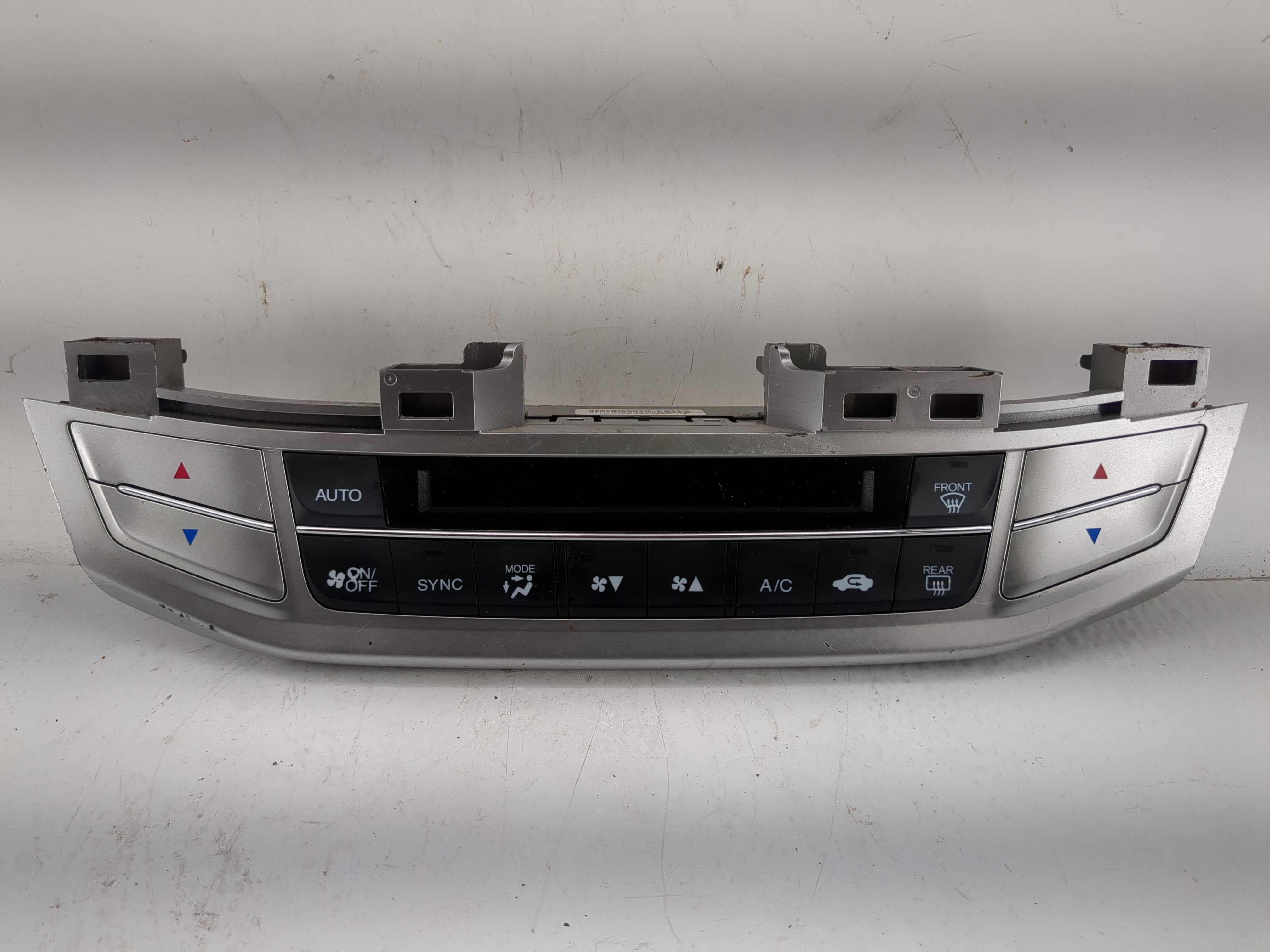 2013-2015 Honda Accord Ac Heater Roof Climate Control T2f A611 M1 1219337 - Oemusedautoparts1.com
