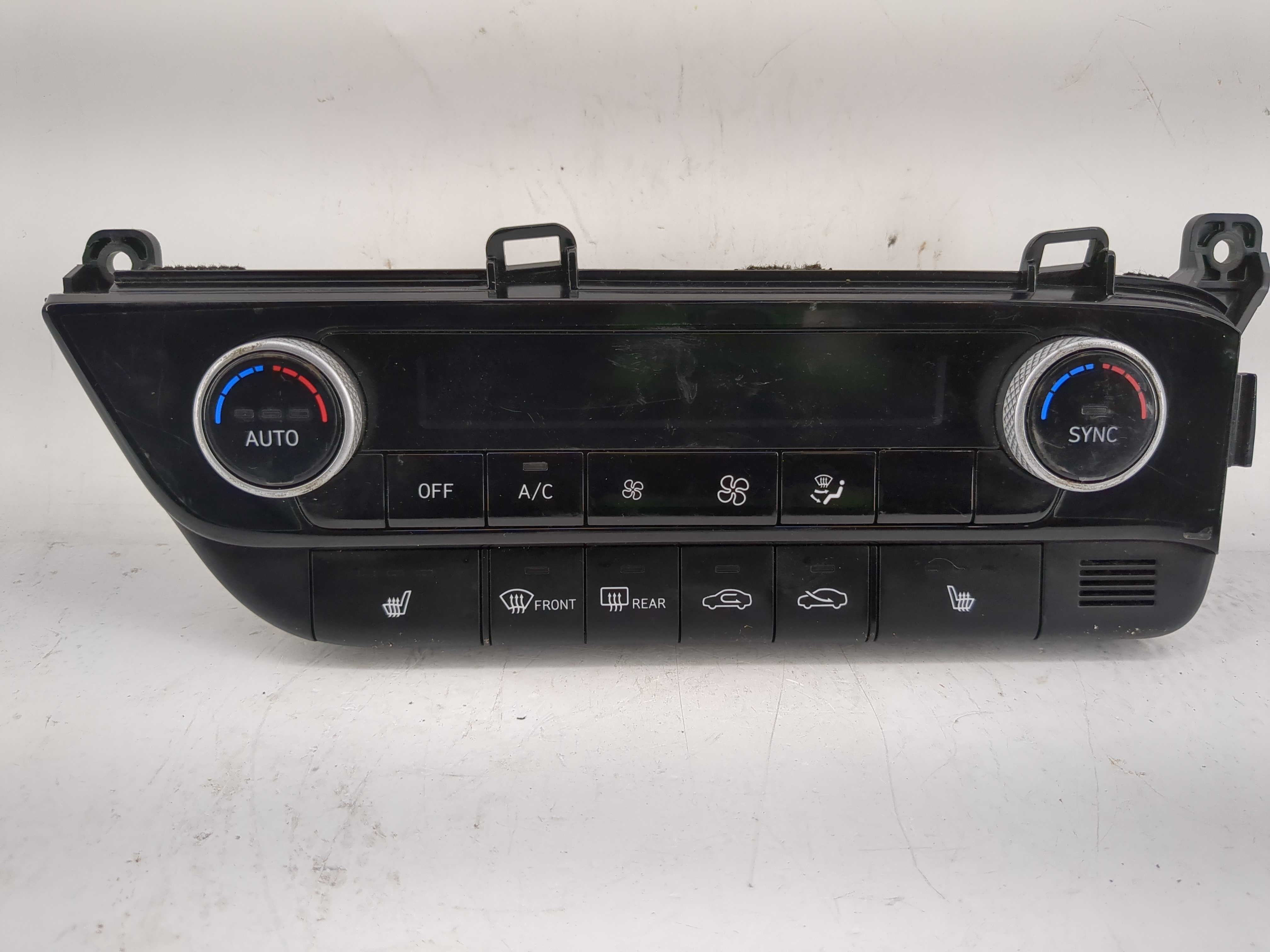 2021-2022 Hyundai Elantra Ac Heater Climate Control 97250-aa4101ls5 1219344 - Oemusedautoparts1.com