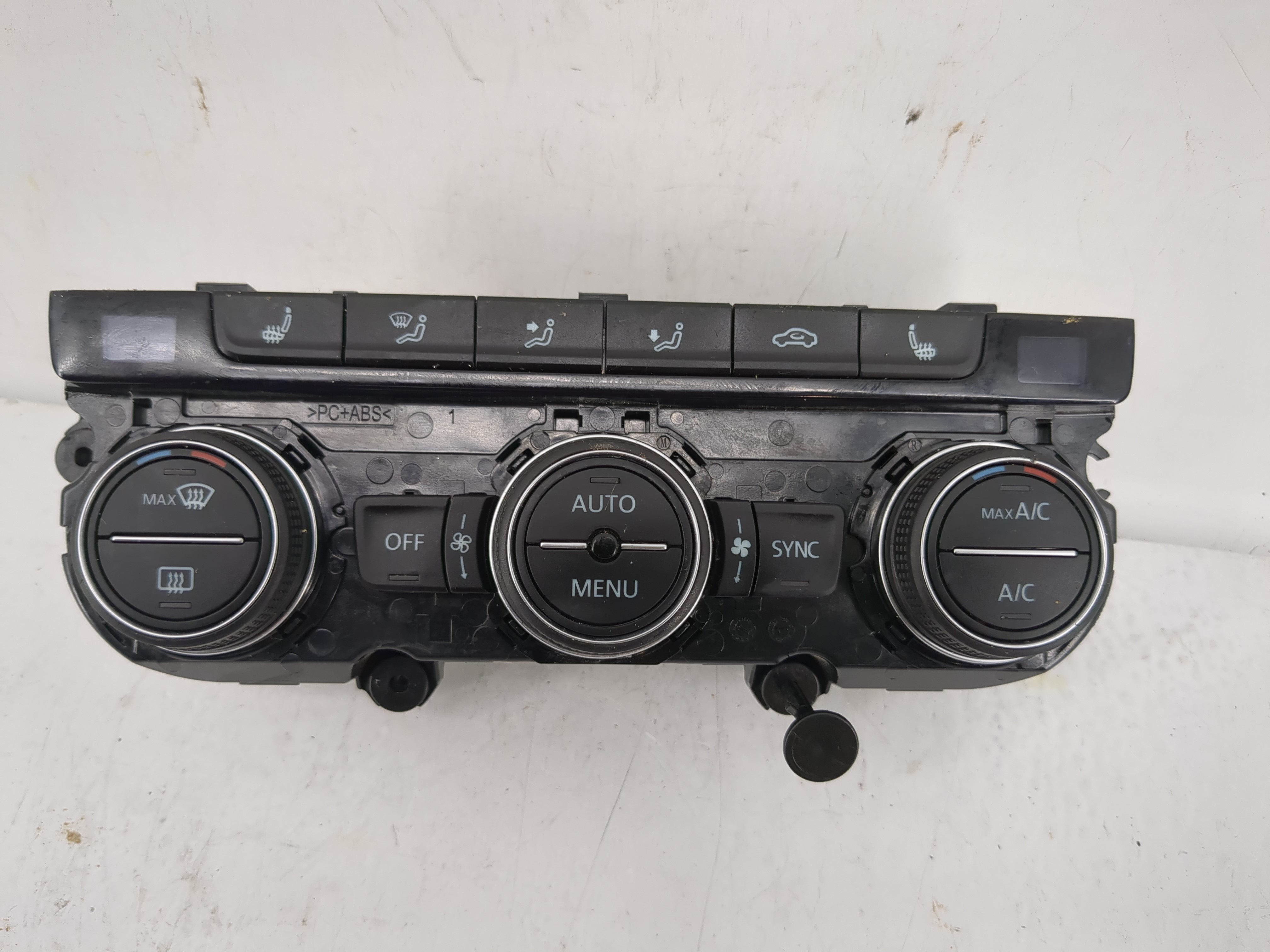 2024 Volkswagen Taos Ac Heater Climate Control 2gj907044d 1219345 - Oemusedautoparts1.com