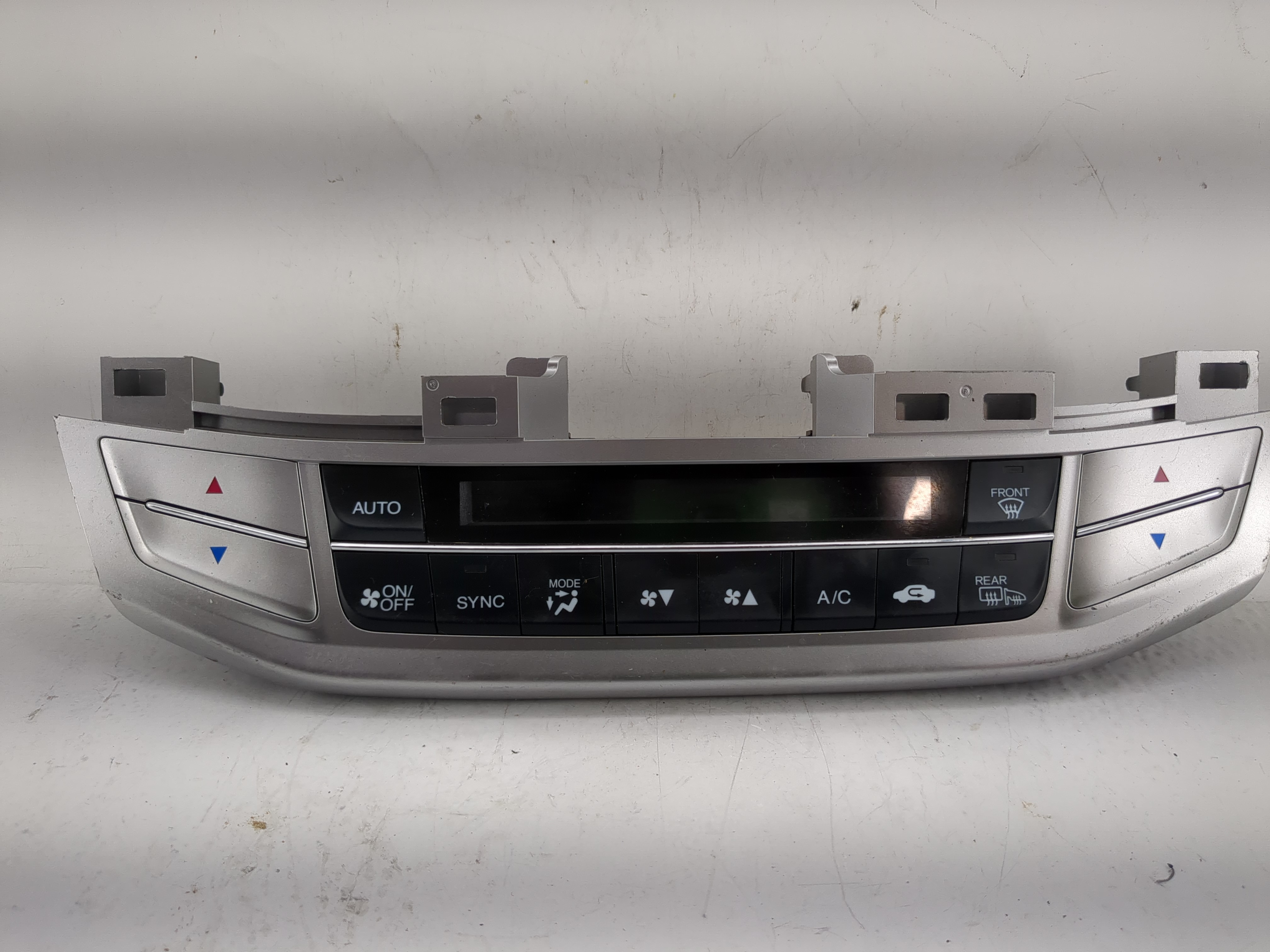 2013-2015 Honda Accord Ac Heater Roof Climate Control T2f A411 M1 1219346 - Oemusedautoparts1.com