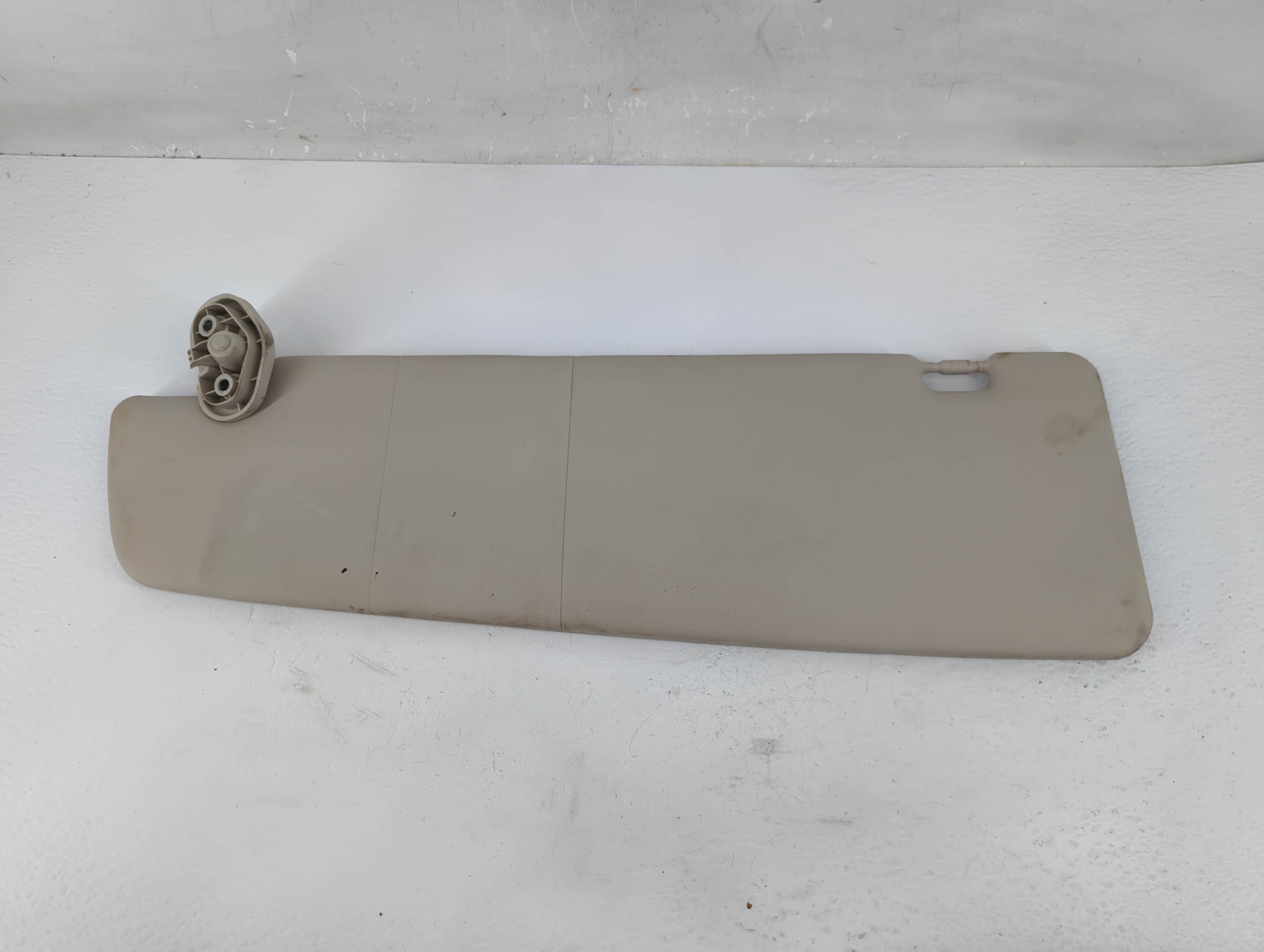 2014-2022 Ram Promaster 1500 Driver Sun Visor Mirror Left Sunvisor 1219361 - Oemusedautoparts1.com