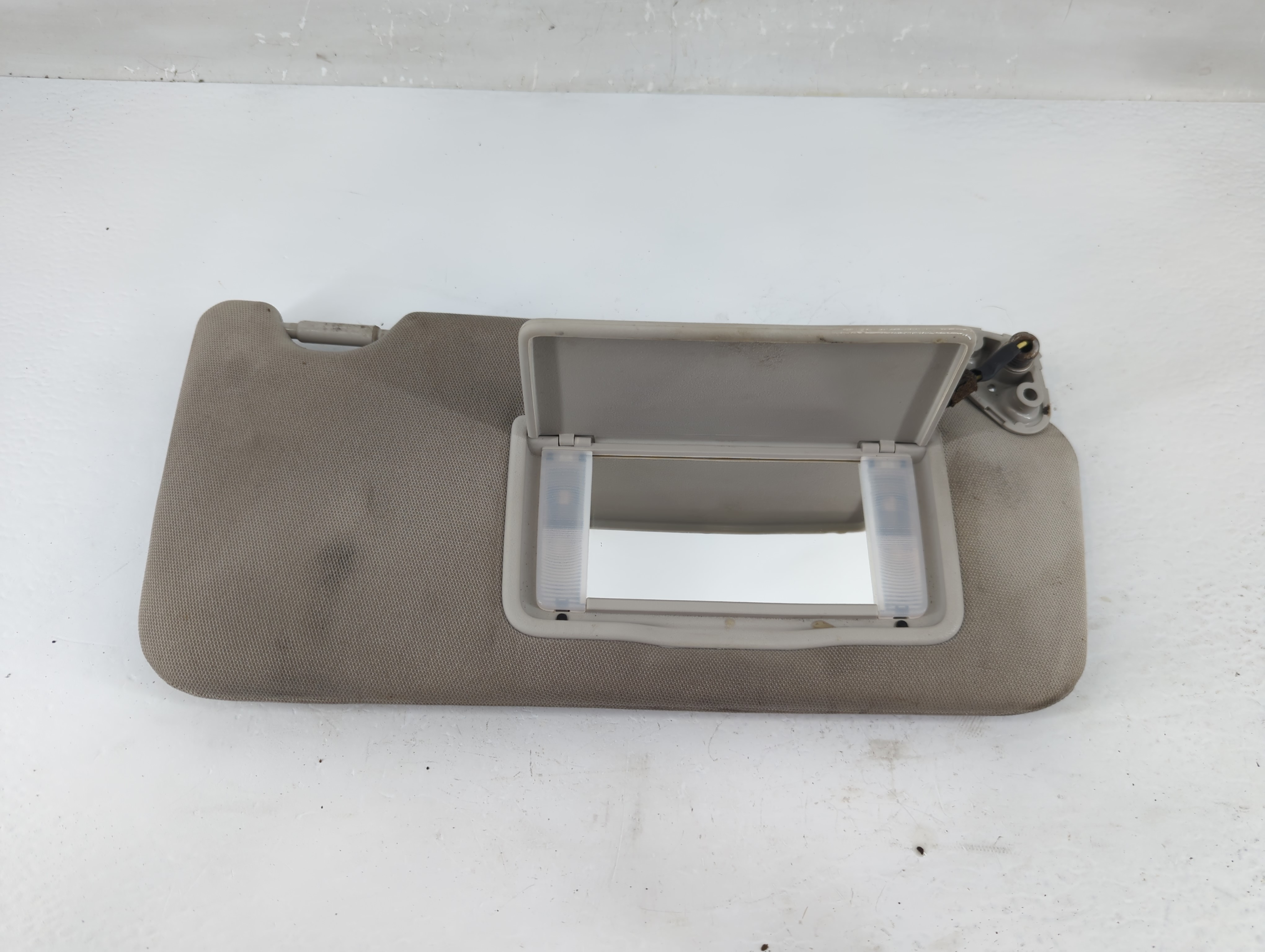 2010-2014 Subaru Legacy Passenger Sun Visor Mirror Right Sunvisor Grey 1219381 - Oemusedautoparts1.com