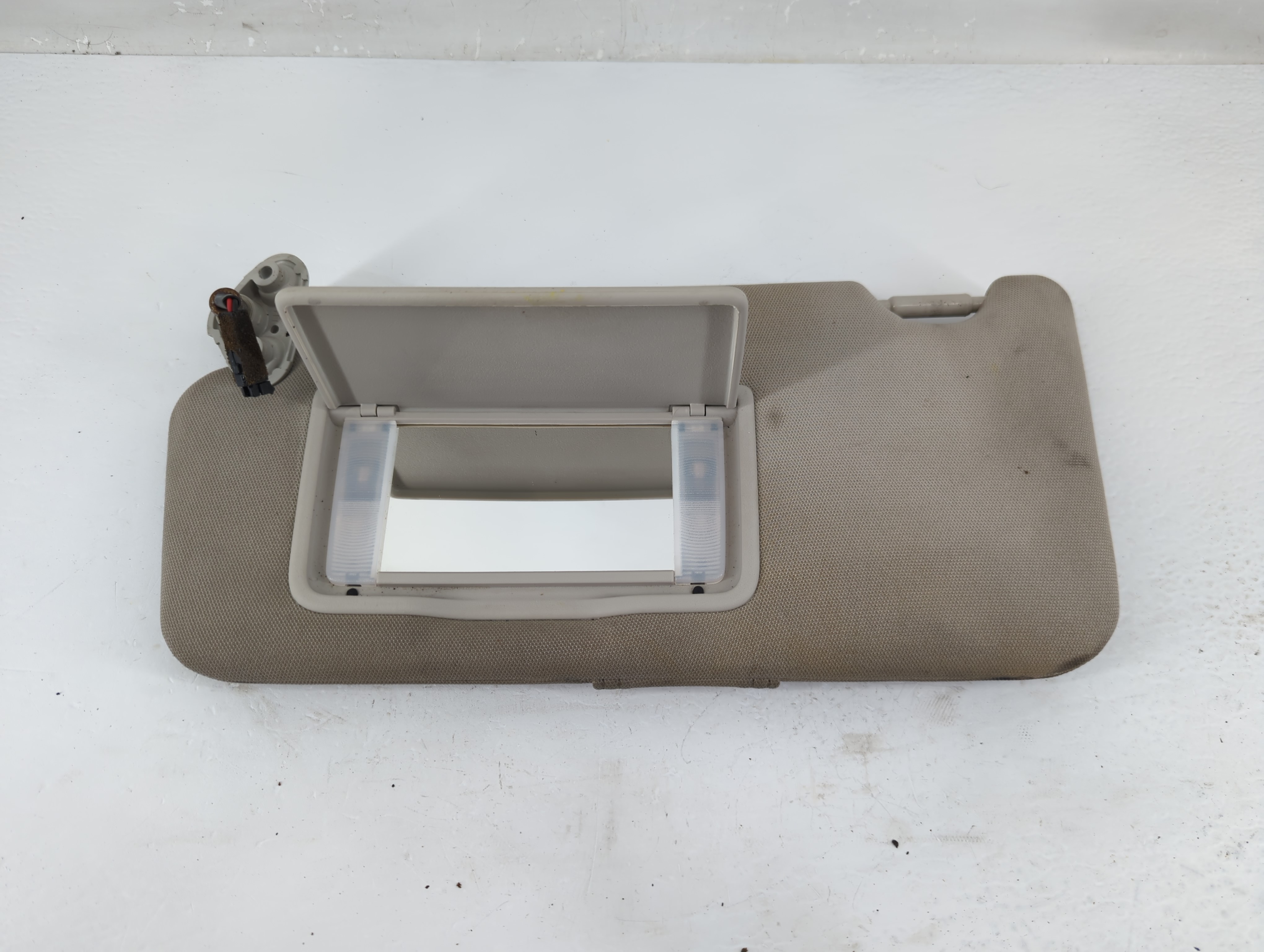 2010-2014 Subaru Legacy Driver Sun Visor Mirror Left Sunvisor Grey 1219382 - Oemusedautoparts1.com