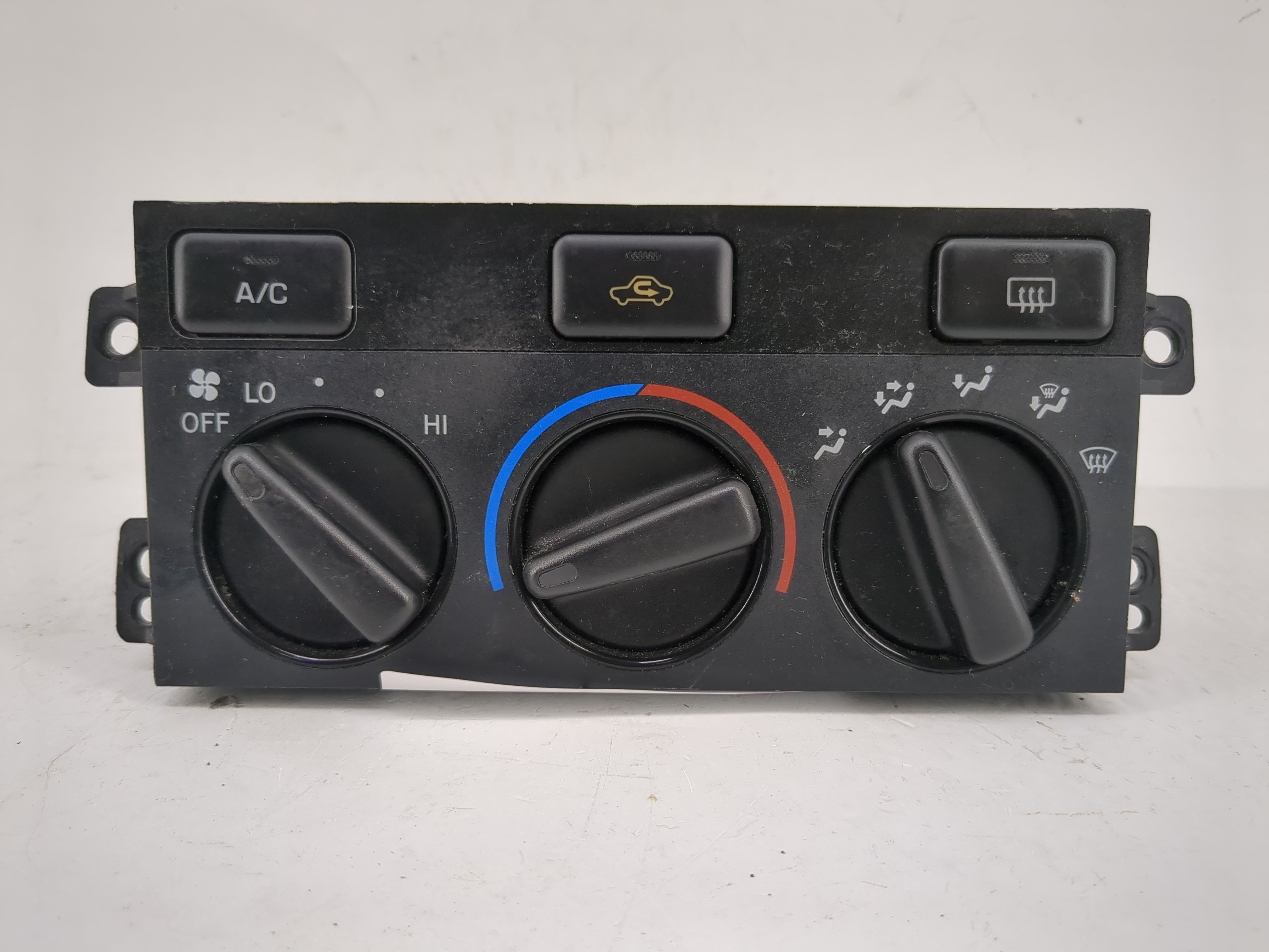 1999-2001 Toyota Camry Ac Heater Climate Control 040500a 1219393 - Oemusedautoparts1.com