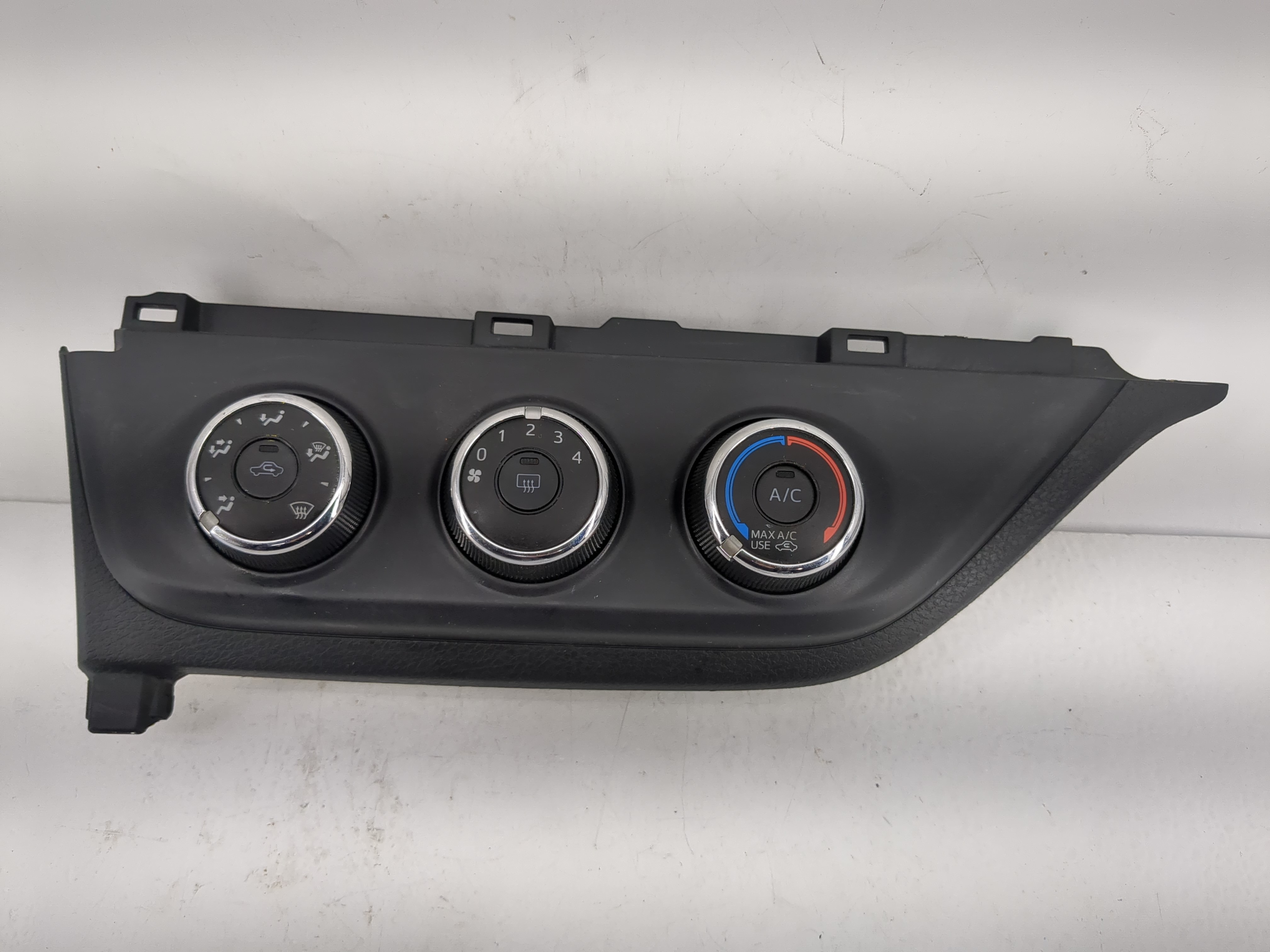 2014-2019 Toyota Corolla Ac Heater Climate Control 55902 1219397 - Oemusedautoparts1.com