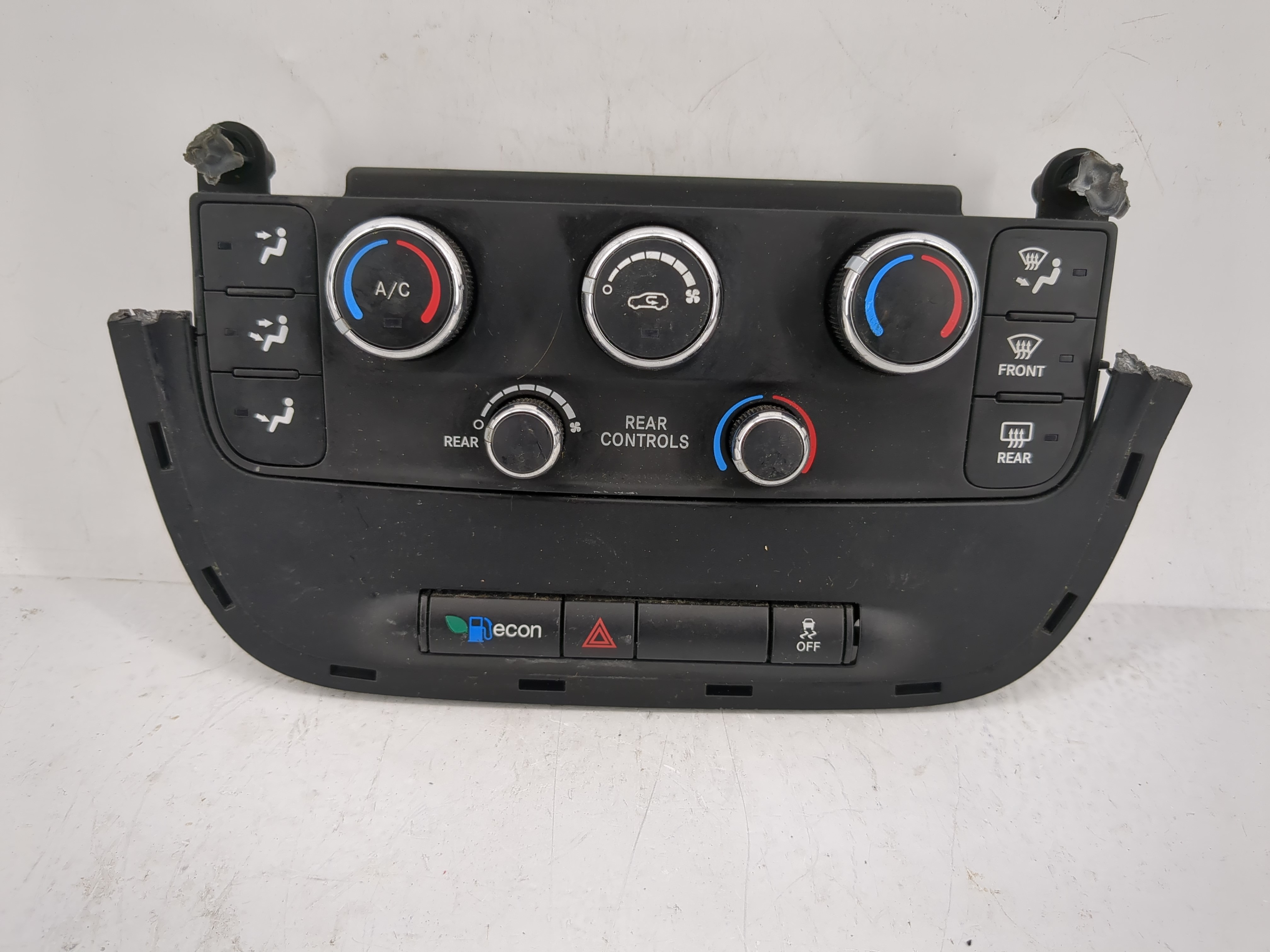 Dodge Caravan Ac Heater Climate Control 68110972aa 1219406 - Oemusedautoparts1.com