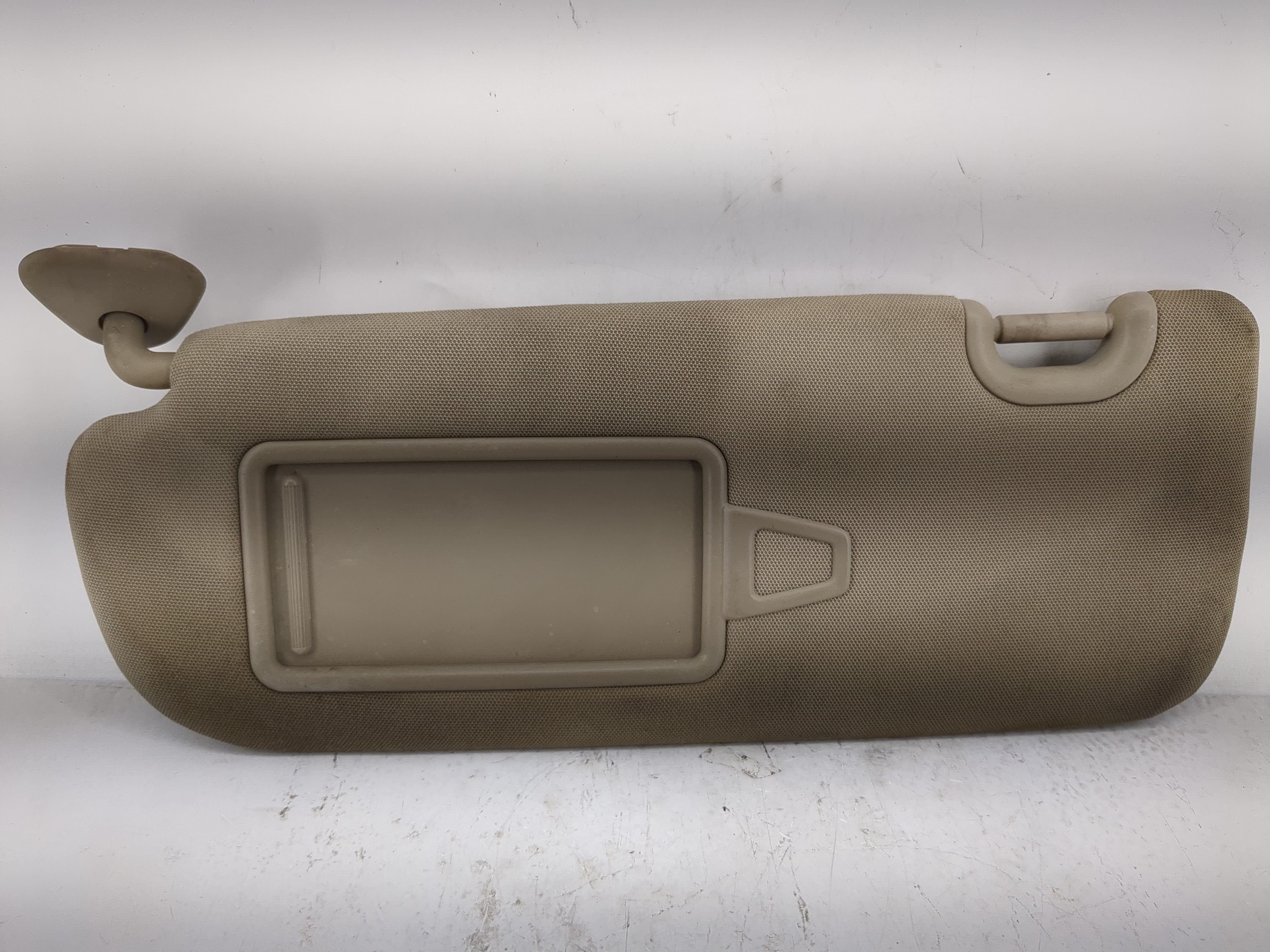 2013-2019 Hyundai Santa Fe Driver Sun Visor Mirror Left Sunvisor 1219429 - Oemusedautoparts1.com
