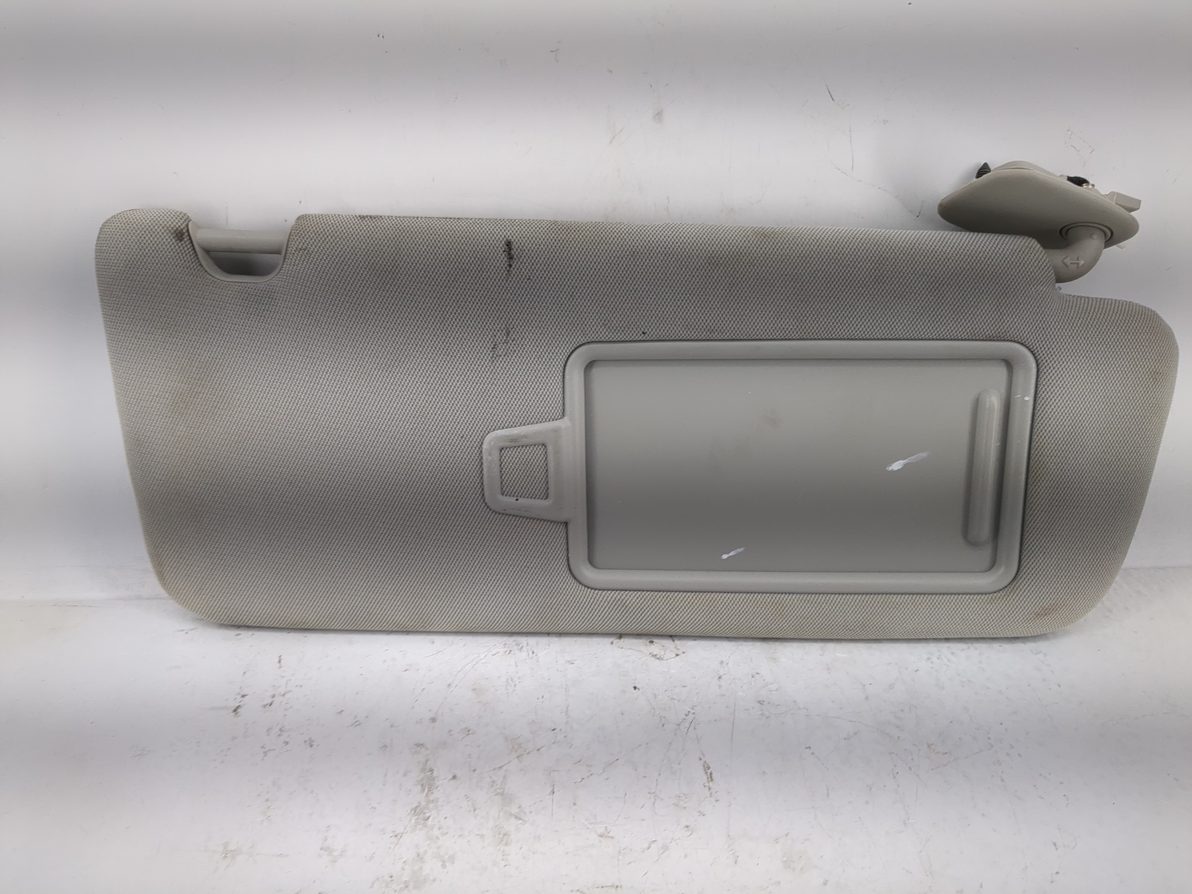 2016-2020 Kia Optima Driver Sun Visor Mirror Left Sunvisor Light Gray 1219432 - Oemusedautoparts1.com