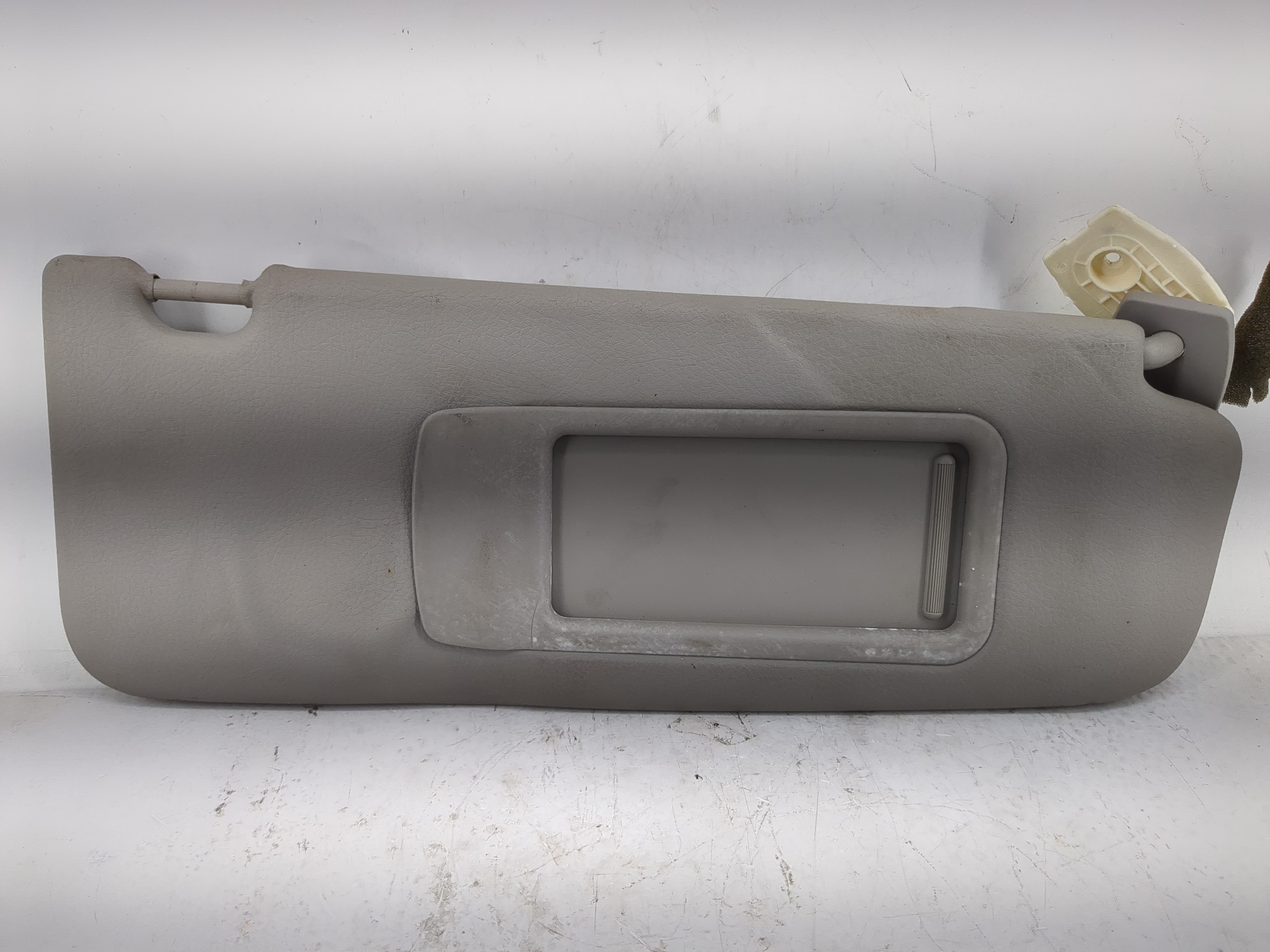 2011-2016 Bmw 528i Driver Sun Visor Mirror Left Sunvisor Grey 1219437 - Oemusedautoparts1.com