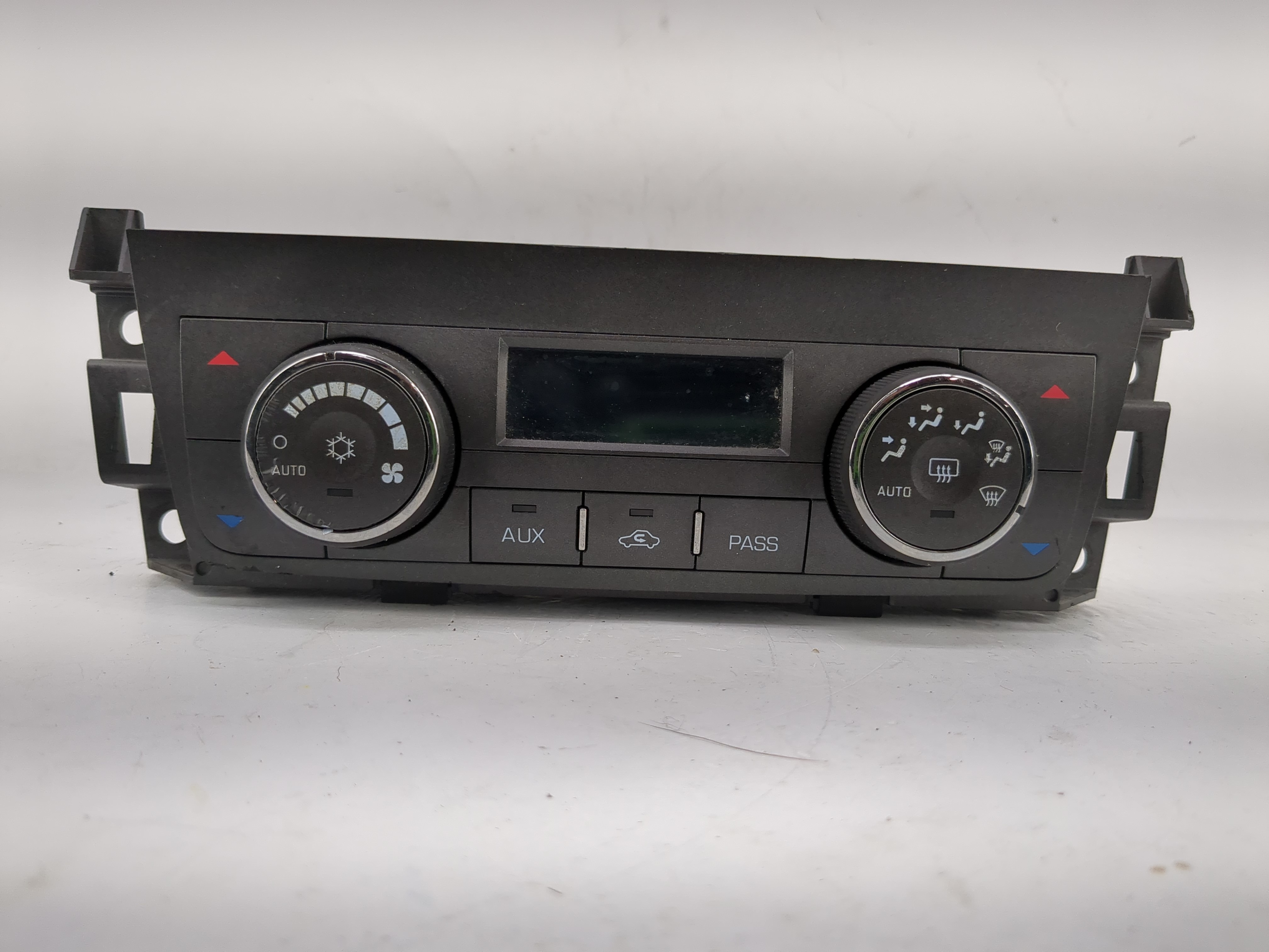 2007-2011 Cadillac Dts Ac Heater Roof Climate Control 15791557 1219445 - Oemusedautoparts1.com