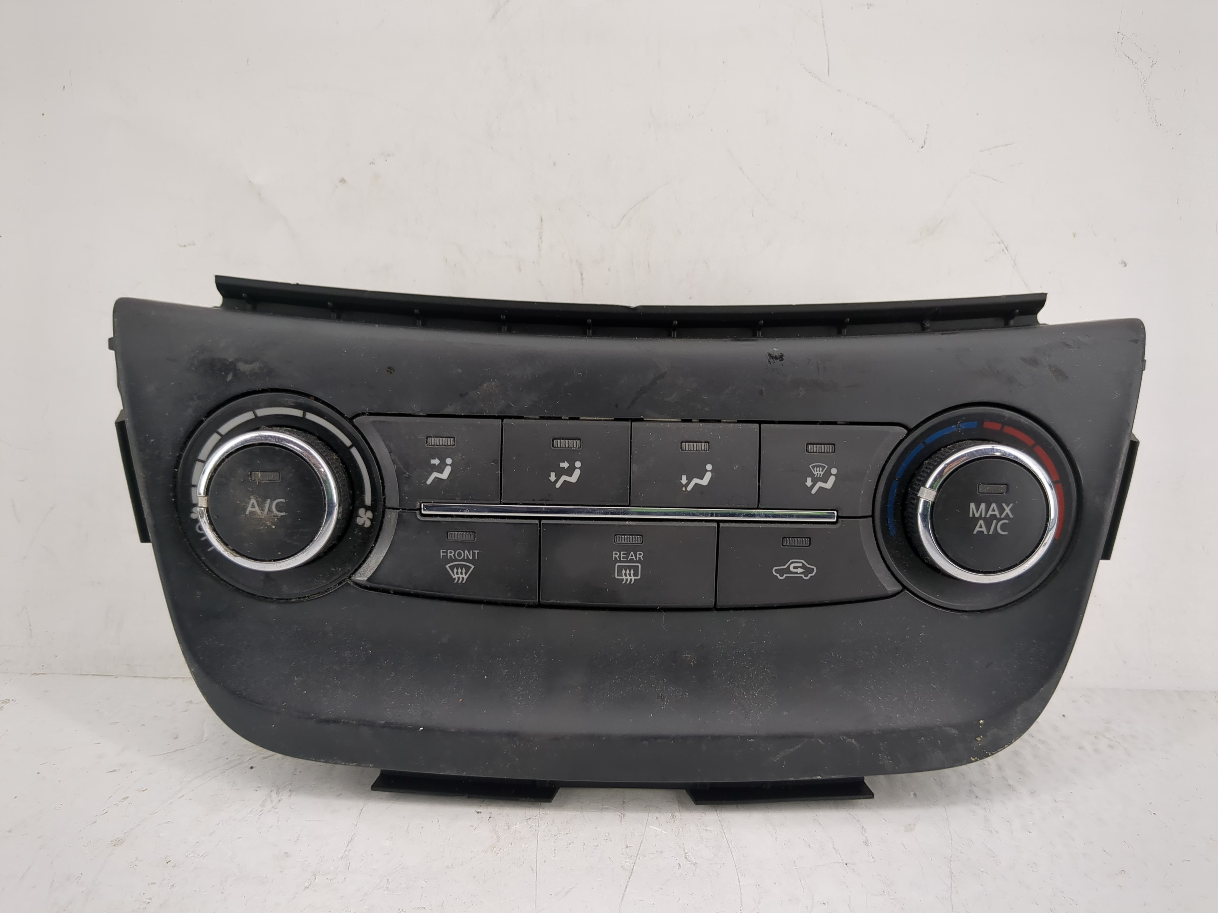 2015-2017 Nissan Sentra Ac Heater Roof Climate Control 275004at2a 1219456 - Oemusedautoparts1.com