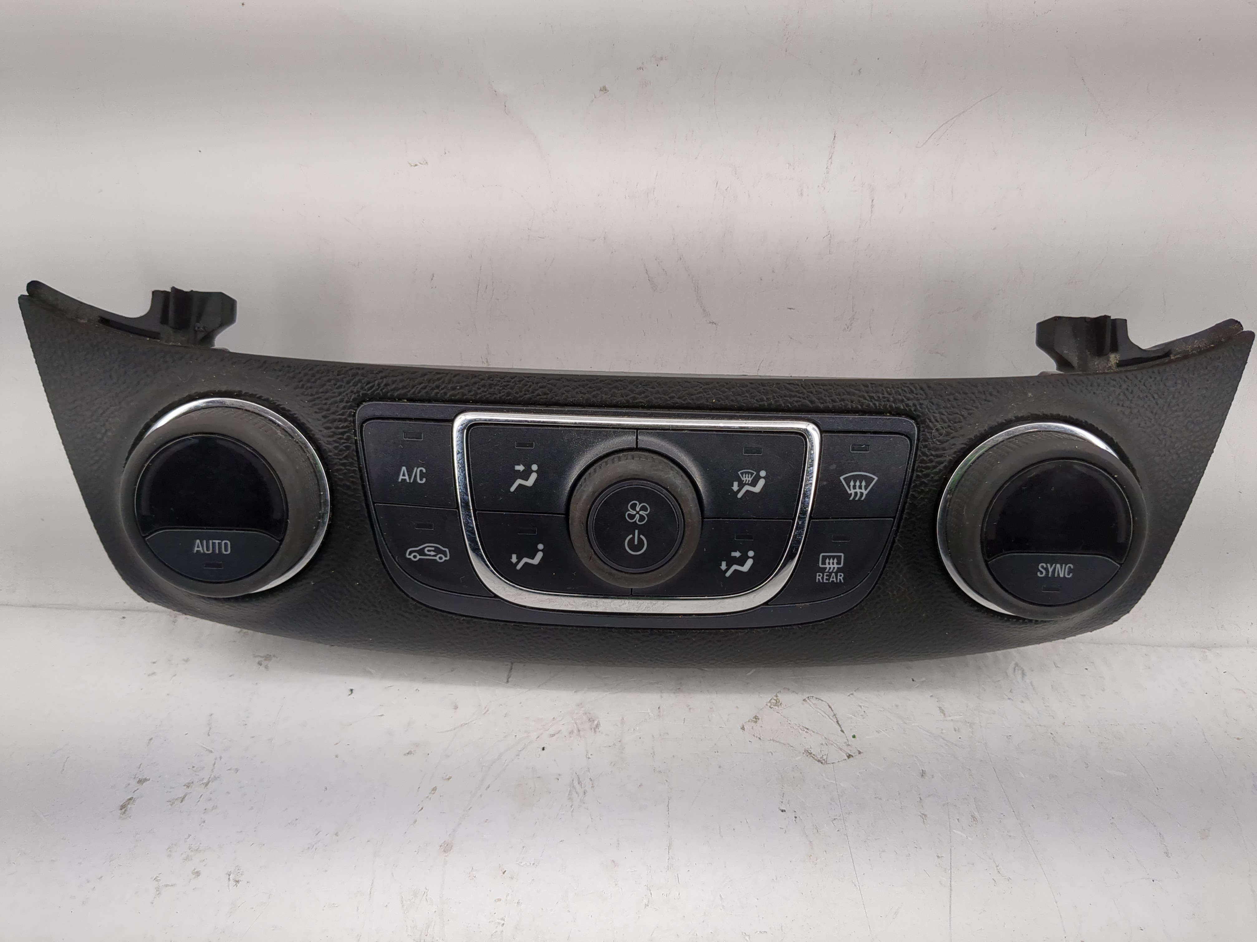 2014-2020 Chevrolet Impala Ac Heater Roof Climate Control 23453509 1219462 - Oemusedautoparts1.com