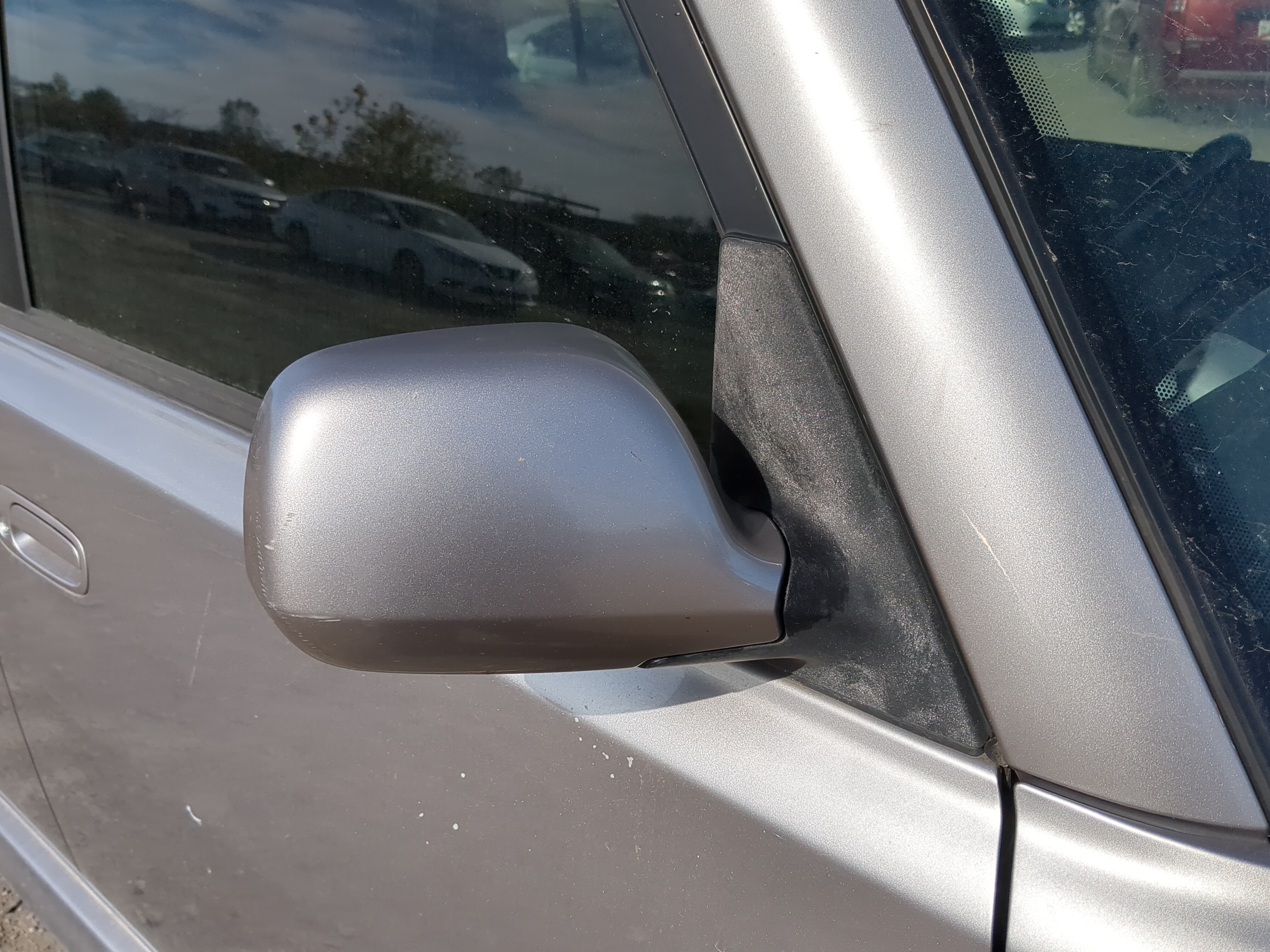 2004-2006 Scion Xb Passenger Right Side View Power Door Mirror 1219665 - Oemusedautoparts1.com