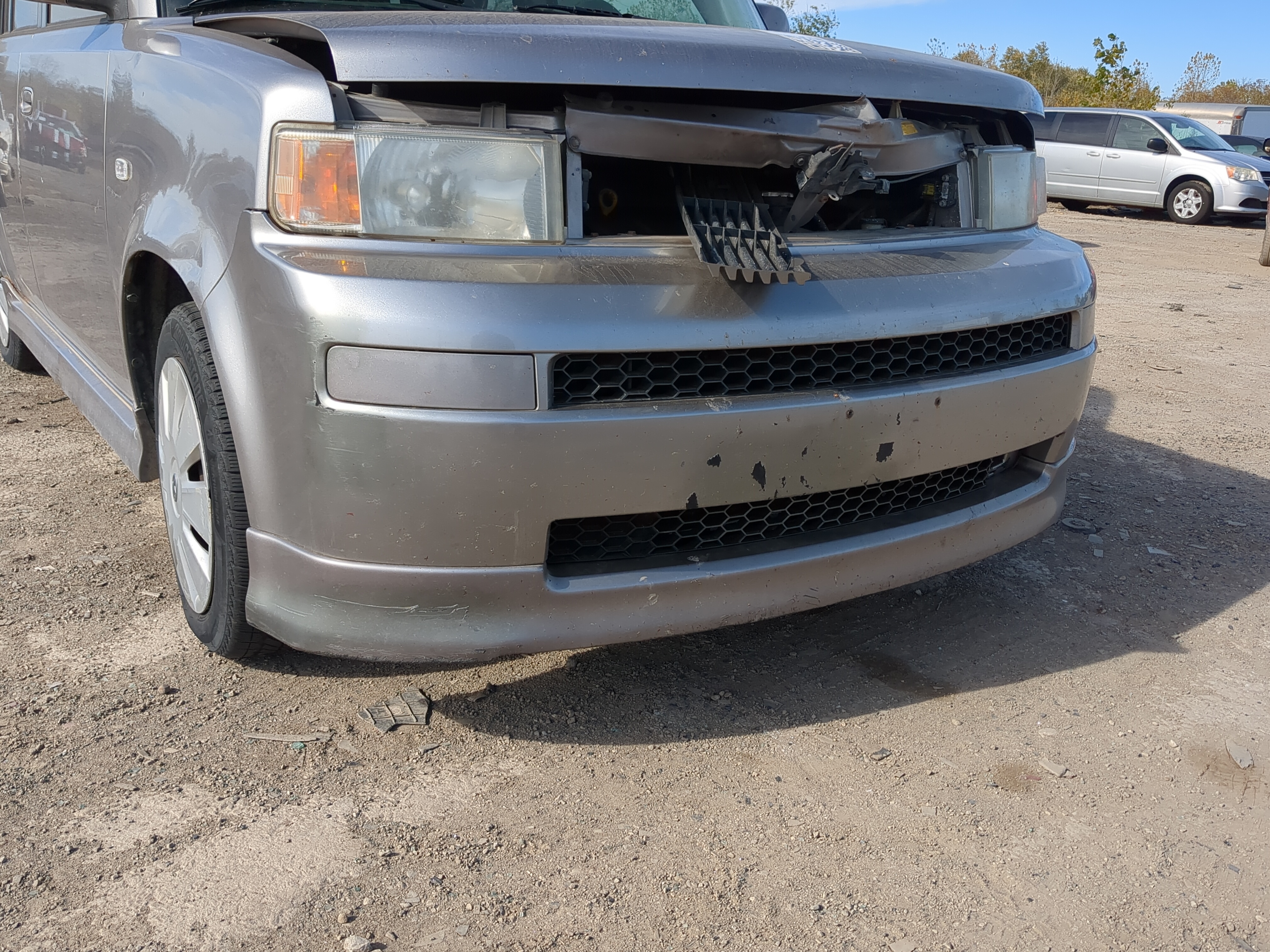2004-2006 Scion Xb Front Bumper - Oem 1219686 - Oemusedautoparts1.com